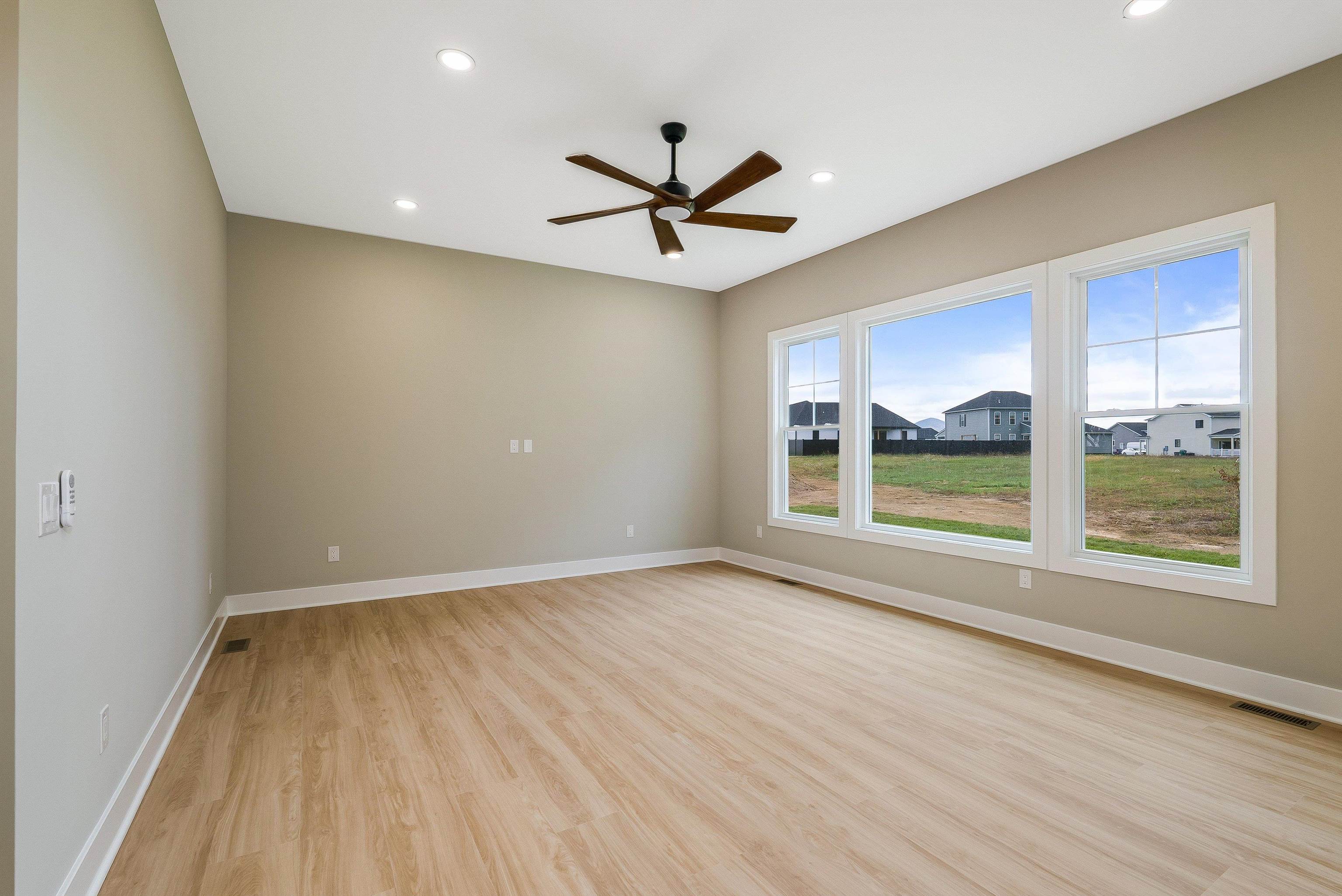4935 BOXER LOOP, MCGAHEYSVILLE, Virginia 22840, 4 Bedrooms Bedrooms, ,2 BathroomsBathrooms,Residential,4935 BOXER LOOP,670196 MLS # 670196