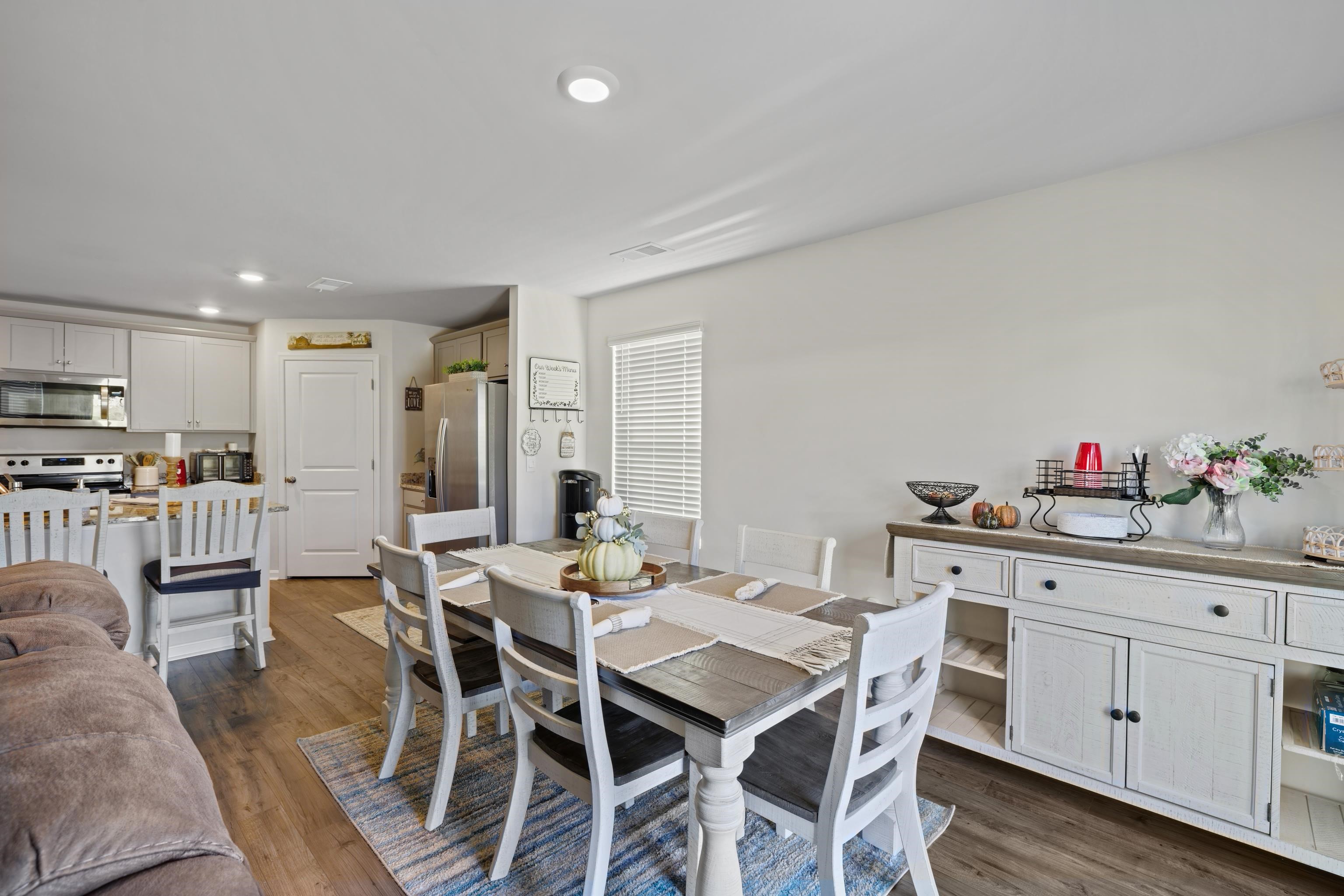 59 AUTUMN BLUFF DR, WEYERS CAVE, Virginia 24486, 4 Bedrooms Bedrooms, ,2 BathroomsBathrooms,Residential,59 AUTUMN BLUFF DR,670201 MLS # 670201