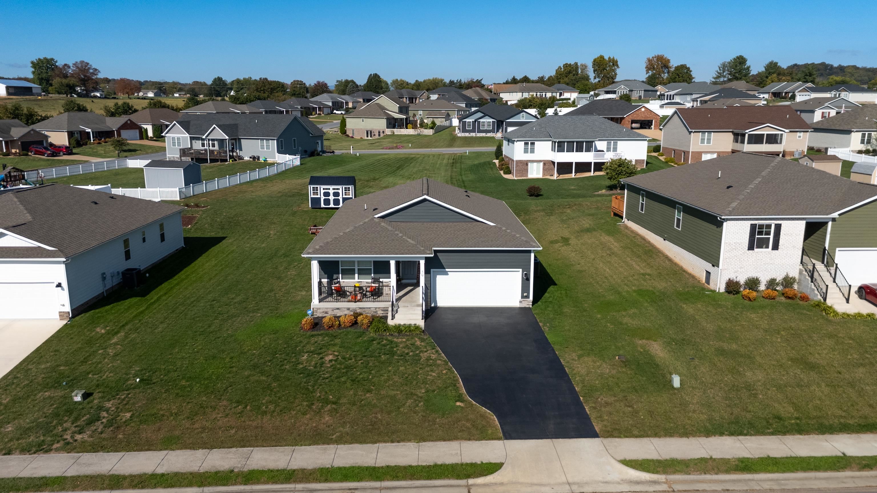 59 AUTUMN BLUFF DR, WEYERS CAVE, Virginia 24486, 4 Bedrooms Bedrooms, ,2 BathroomsBathrooms,Residential,59 AUTUMN BLUFF DR,670201 MLS # 670201