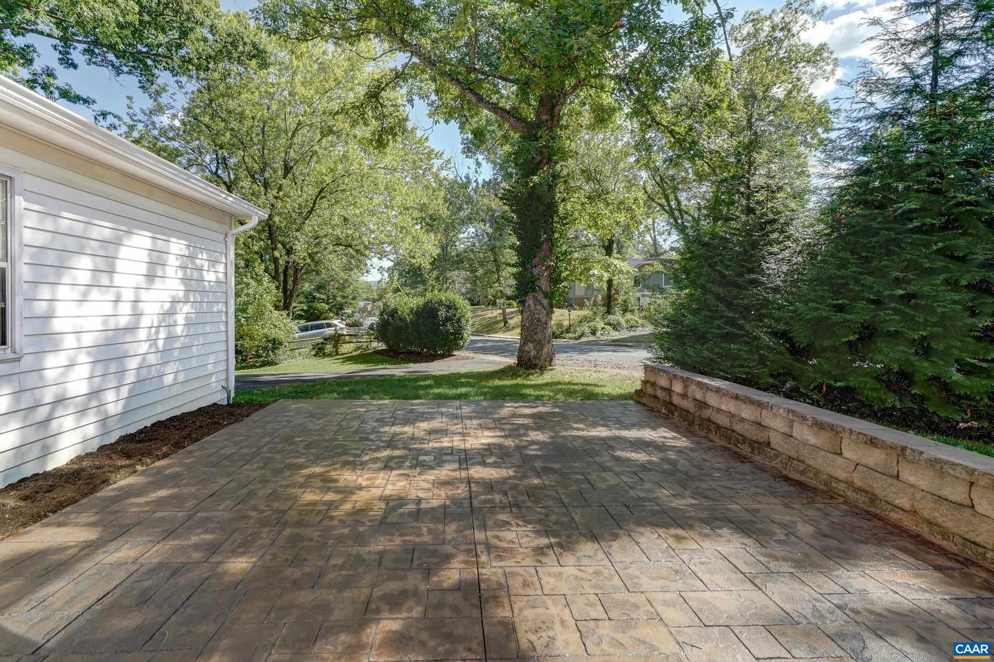100 ELKHORN RD, CHARLOTTESVILLE, Virginia 22903, 3 Bedrooms Bedrooms, ,3 BathroomsBathrooms,Residential,For sale,100 ELKHORN RD,668857 MLS # 668857