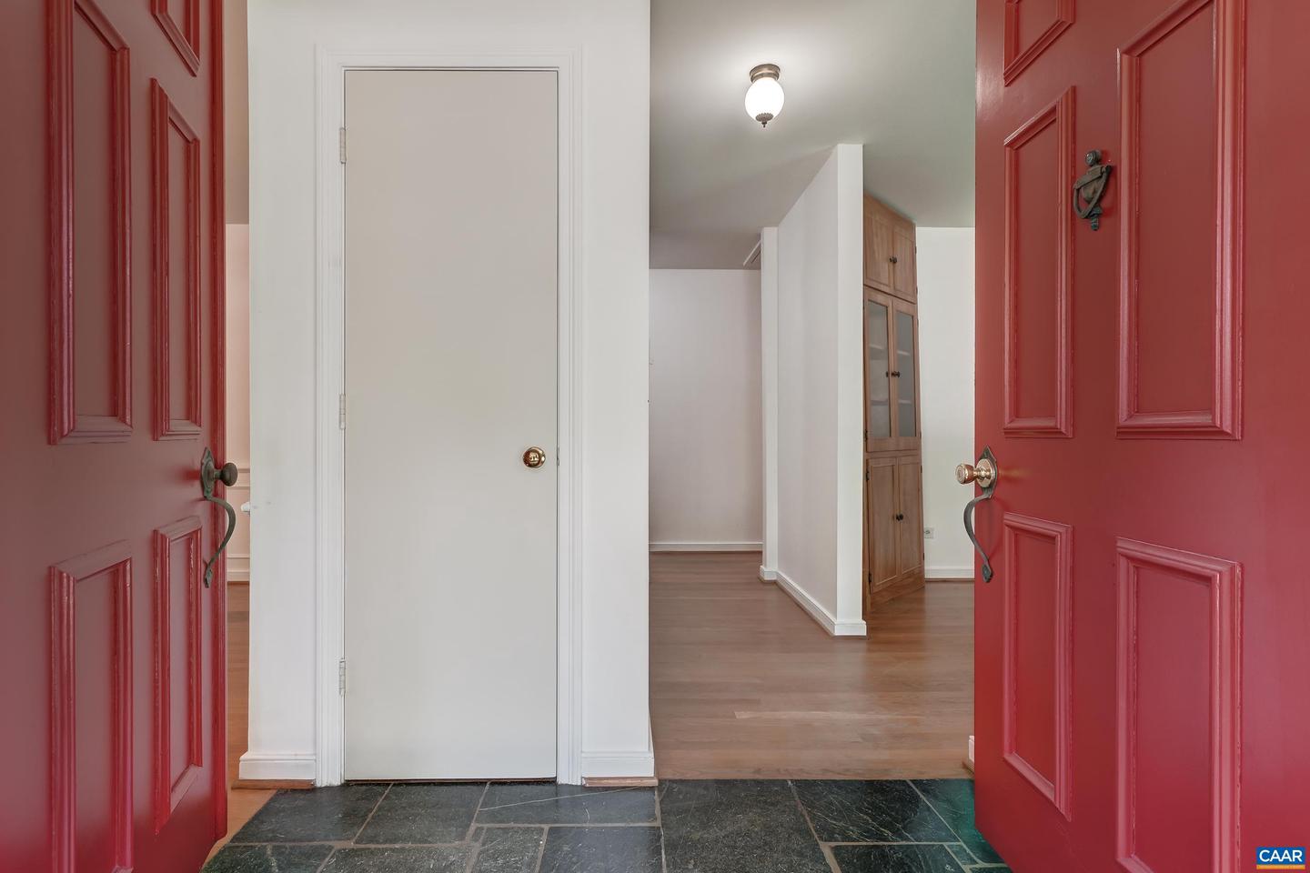 100 ELKHORN RD, CHARLOTTESVILLE, Virginia 22903, 3 Bedrooms Bedrooms, ,3 BathroomsBathrooms,Residential,For sale,100 ELKHORN RD,668857 MLS # 668857