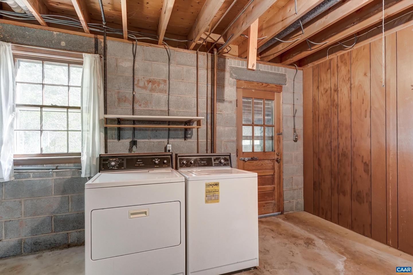 100 ELKHORN RD, CHARLOTTESVILLE, Virginia 22903, 3 Bedrooms Bedrooms, ,3 BathroomsBathrooms,Residential,For sale,100 ELKHORN RD,668857 MLS # 668857