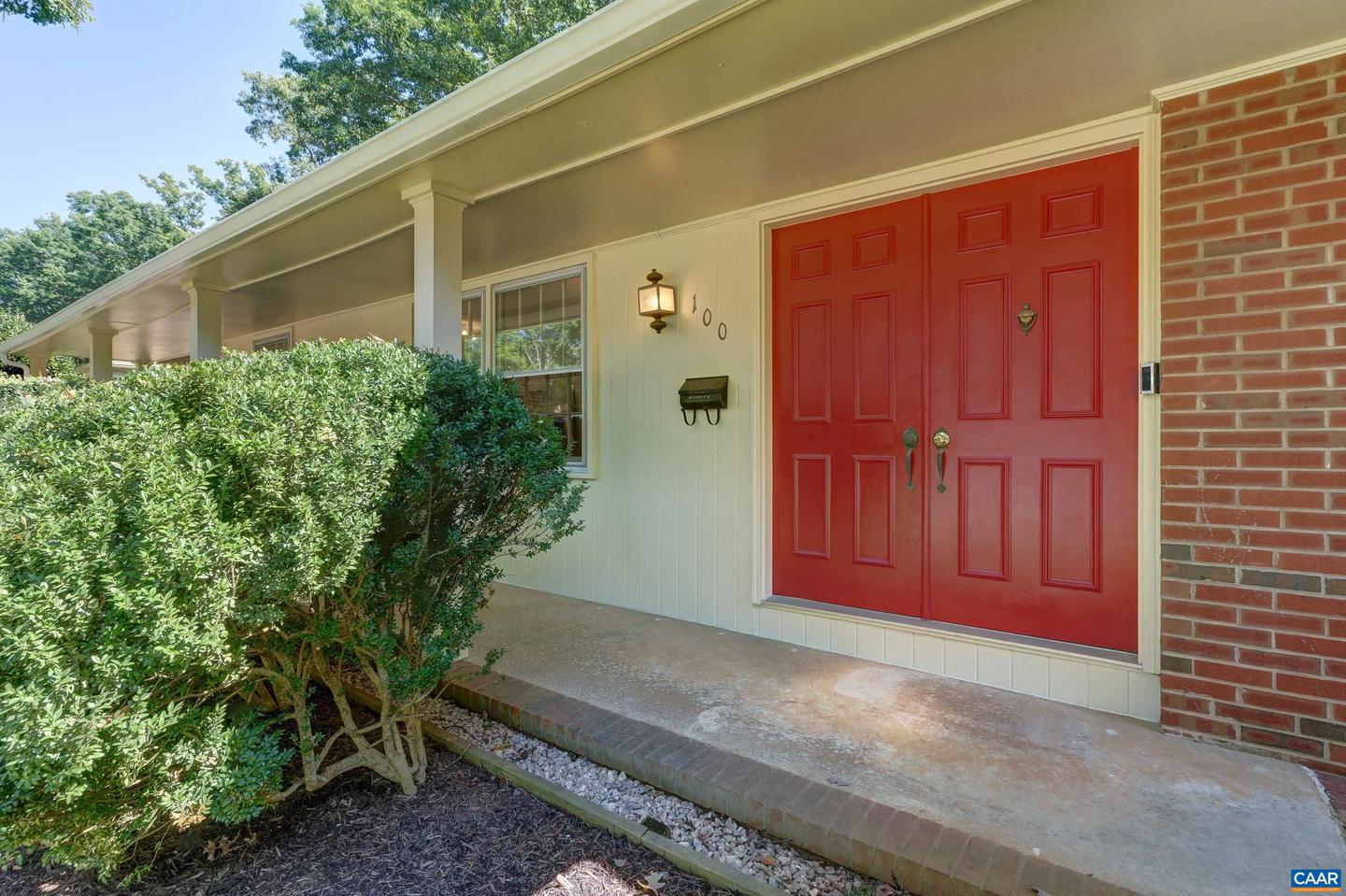100 ELKHORN RD, CHARLOTTESVILLE, Virginia 22903, 3 Bedrooms Bedrooms, ,3 BathroomsBathrooms,Residential,For sale,100 ELKHORN RD,668857 MLS # 668857
