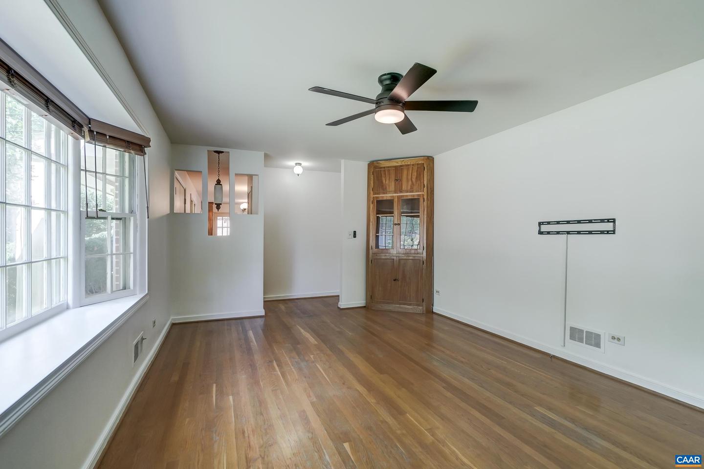 100 ELKHORN RD, CHARLOTTESVILLE, Virginia 22903, 3 Bedrooms Bedrooms, ,3 BathroomsBathrooms,Residential,For sale,100 ELKHORN RD,668857 MLS # 668857