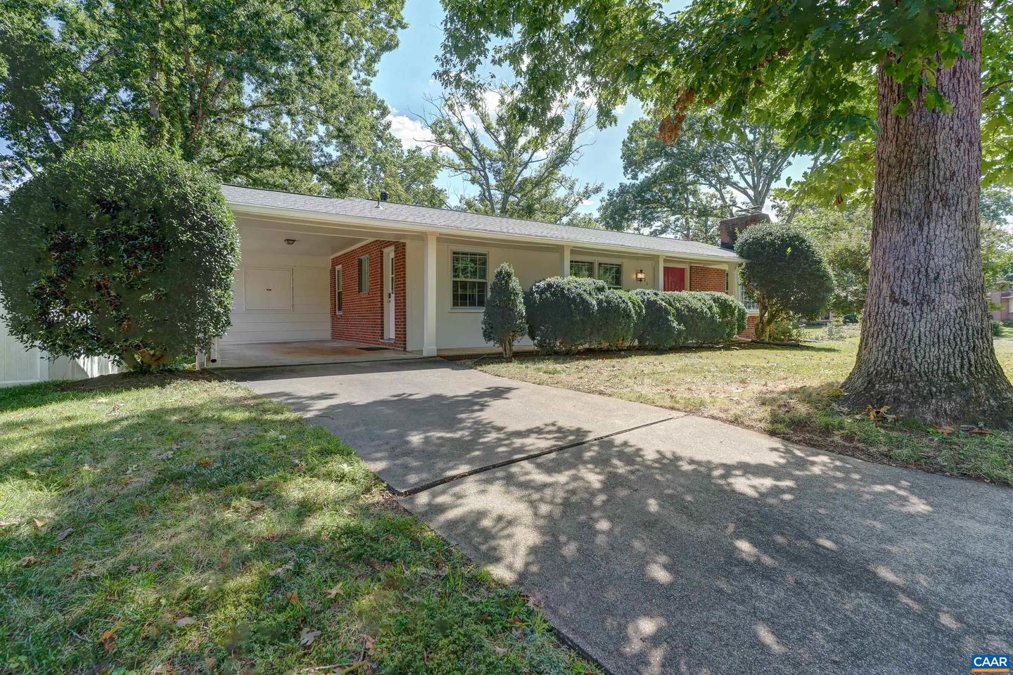 100 ELKHORN RD, CHARLOTTESVILLE, Virginia 22903, 3 Bedrooms Bedrooms, ,3 BathroomsBathrooms,Residential,For sale,100 ELKHORN RD,668857 MLS # 668857