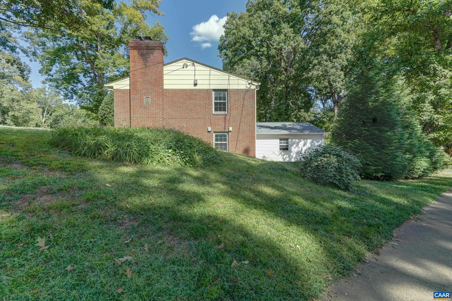 100 ELKHORN RD, CHARLOTTESVILLE, Virginia 22903, 3 Bedrooms Bedrooms, ,3 BathroomsBathrooms,Residential,For sale,100 ELKHORN RD,668857 MLS # 668857