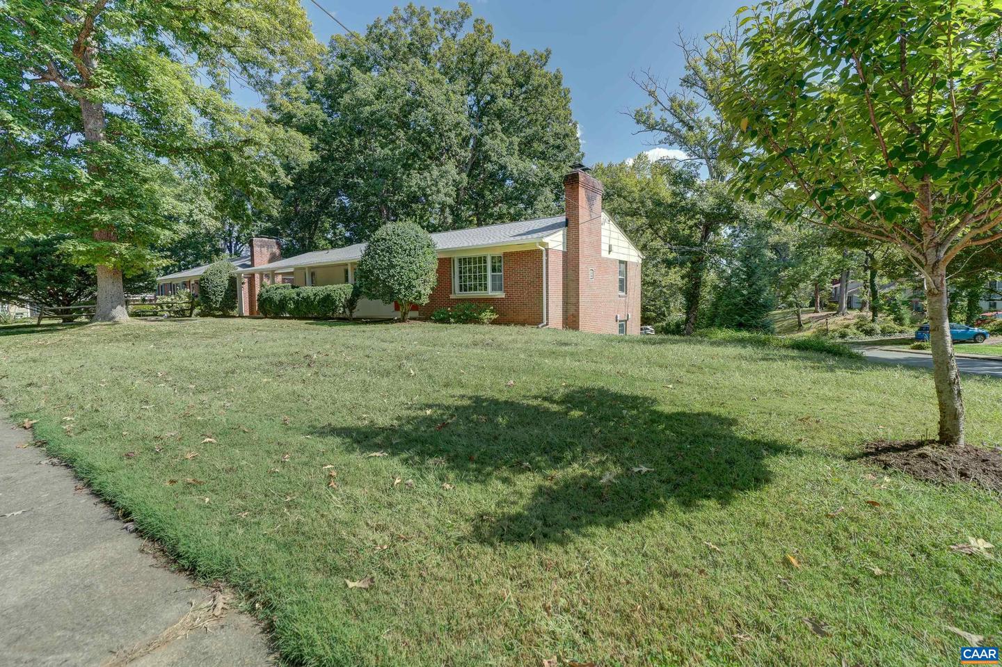 100 ELKHORN RD, CHARLOTTESVILLE, Virginia 22903, 3 Bedrooms Bedrooms, ,3 BathroomsBathrooms,Residential,For sale,100 ELKHORN RD,668857 MLS # 668857
