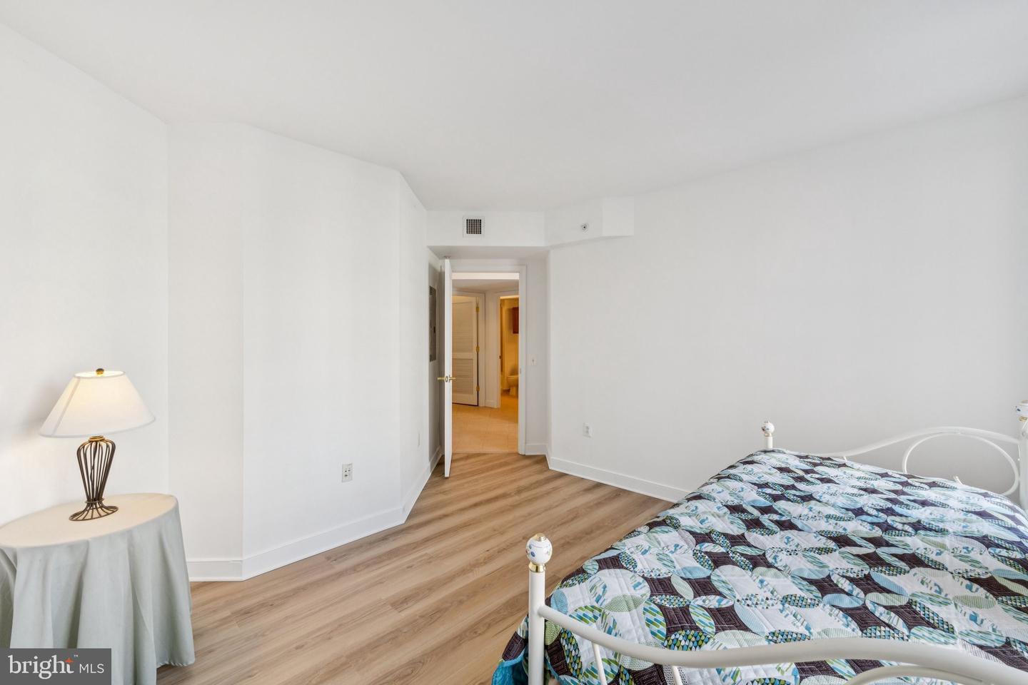 616 E ST NW #614, WASHINGTON, District Of Columbia 20004, 2 Bedrooms Bedrooms, ,2 BathroomsBathrooms,Residential,For sale,616 E ST NW #614,DCDC2222564 MLS # DCDC2222564
