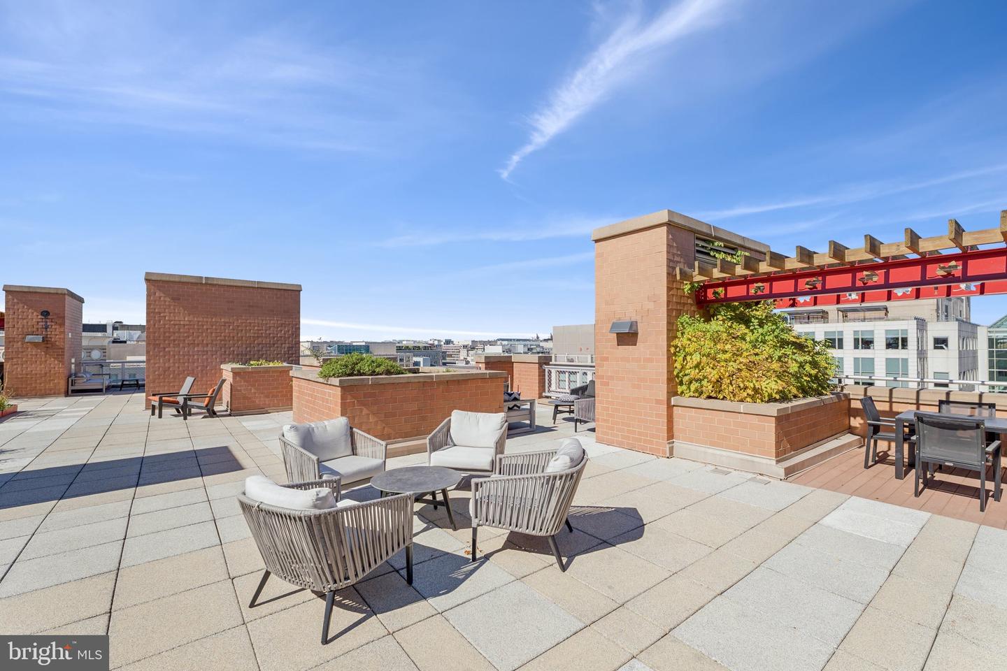616 E ST NW #614, WASHINGTON, District Of Columbia 20004, 2 Bedrooms Bedrooms, ,2 BathroomsBathrooms,Residential,For sale,616 E ST NW #614,DCDC2222564 MLS # DCDC2222564
