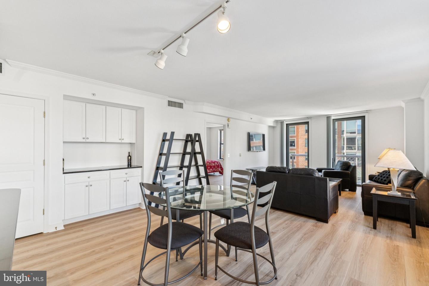 616 E ST NW #614, WASHINGTON, District Of Columbia 20004, 2 Bedrooms Bedrooms, ,2 BathroomsBathrooms,Residential,For sale,616 E ST NW #614,DCDC2222564 MLS # DCDC2222564