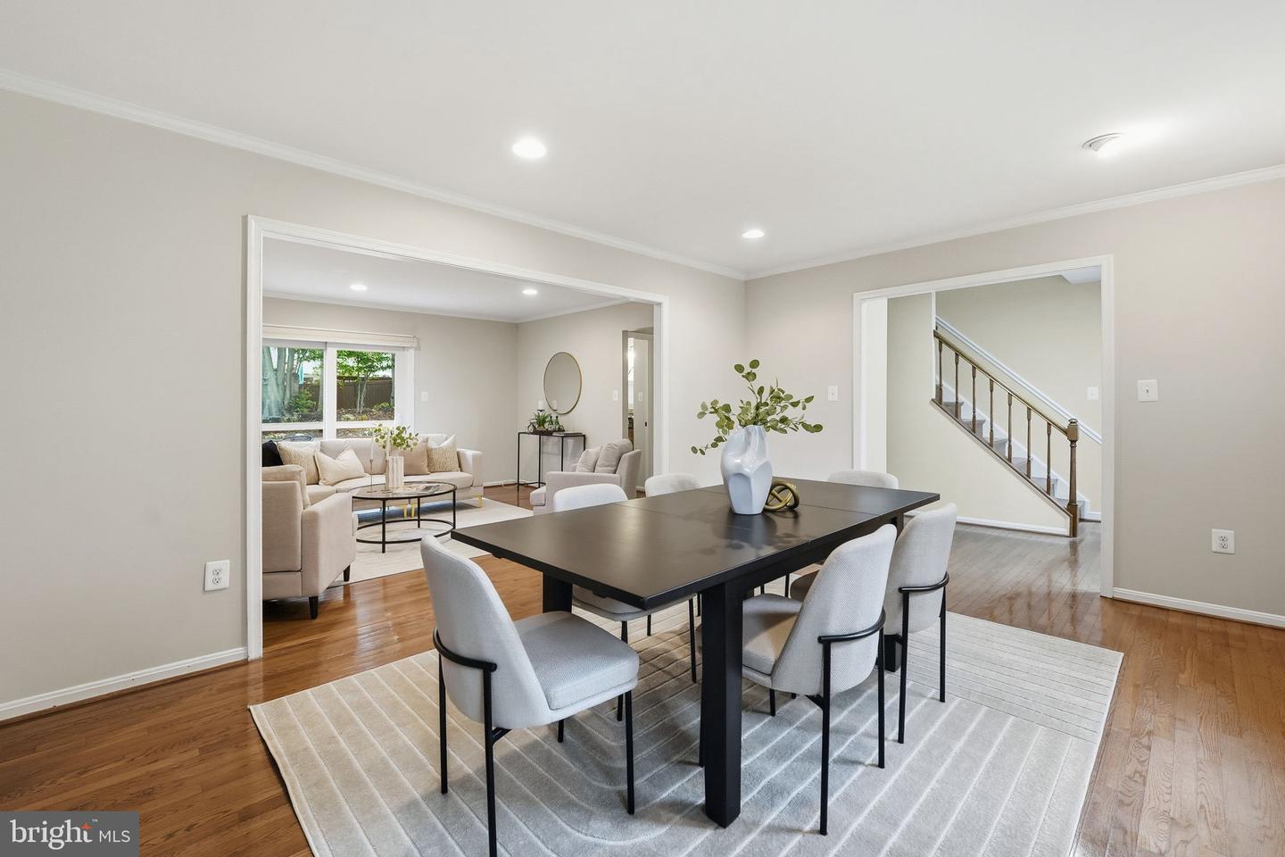 8126 VIOLA ST, SPRINGFIELD, Virginia 22152, 4 Bedrooms Bedrooms, ,2 BathroomsBathrooms,Residential,For sale,8126 VIOLA ST,VAFX2268396 MLS # VAFX2268396