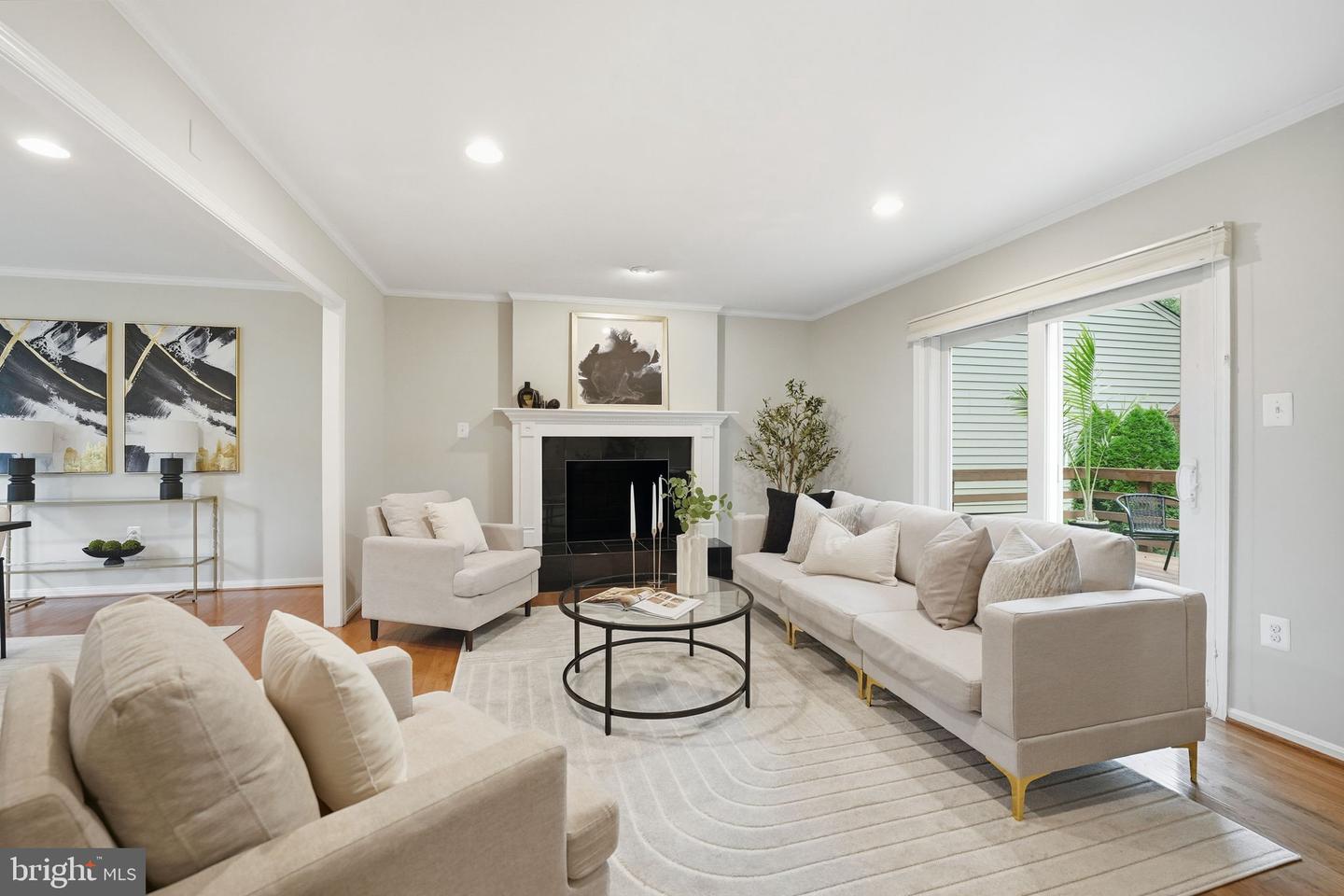8126 VIOLA ST, SPRINGFIELD, Virginia 22152, 4 Bedrooms Bedrooms, ,2 BathroomsBathrooms,Residential,For sale,8126 VIOLA ST,VAFX2268396 MLS # VAFX2268396