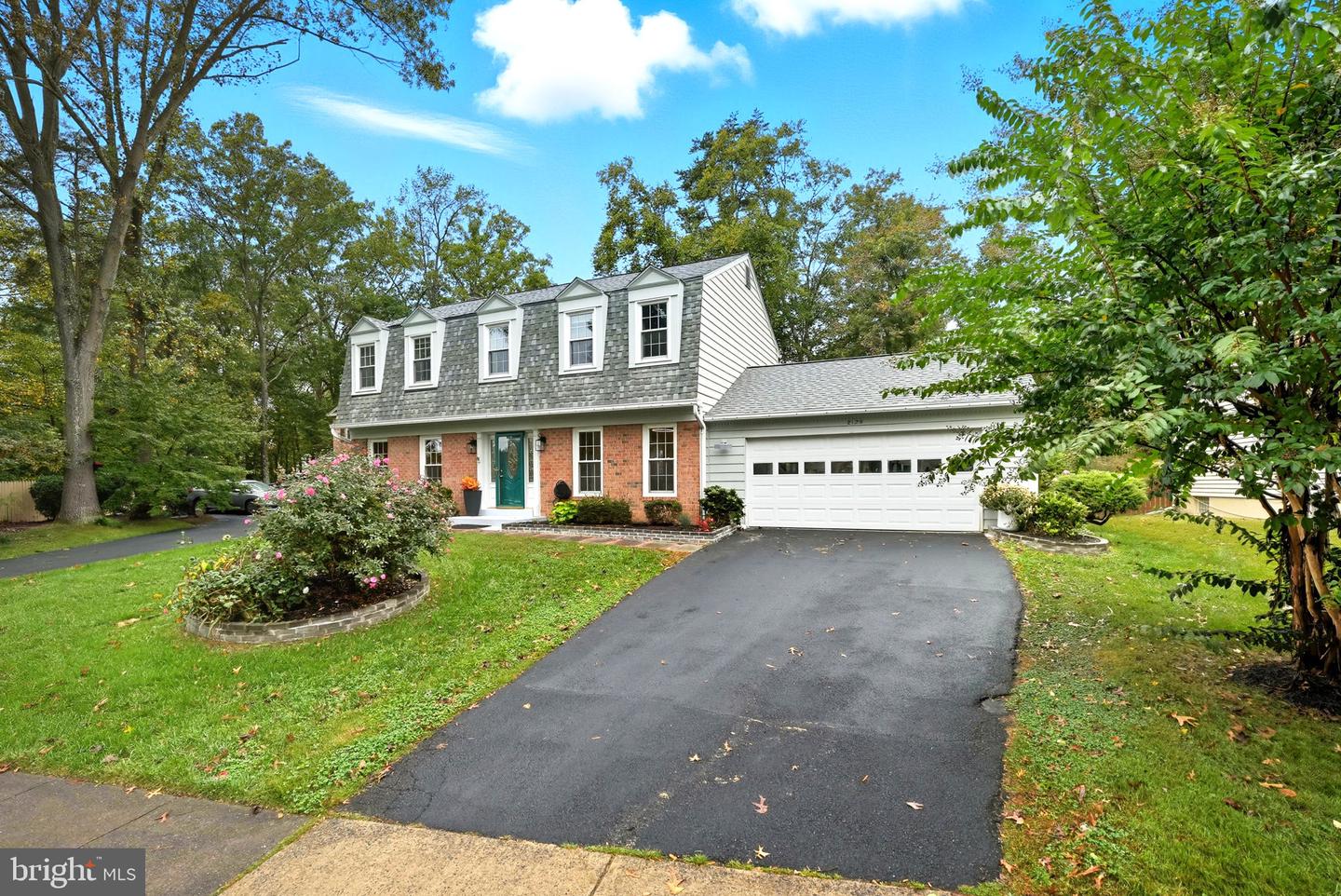 8126 VIOLA ST, SPRINGFIELD, Virginia 22152, 4 Bedrooms Bedrooms, ,2 BathroomsBathrooms,Residential,For sale,8126 VIOLA ST,VAFX2268396 MLS # VAFX2268396
