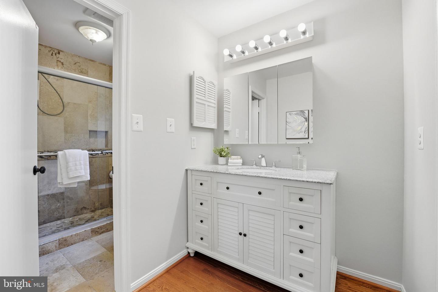8126 VIOLA ST, SPRINGFIELD, Virginia 22152, 4 Bedrooms Bedrooms, ,2 BathroomsBathrooms,Residential,For sale,8126 VIOLA ST,VAFX2268396 MLS # VAFX2268396