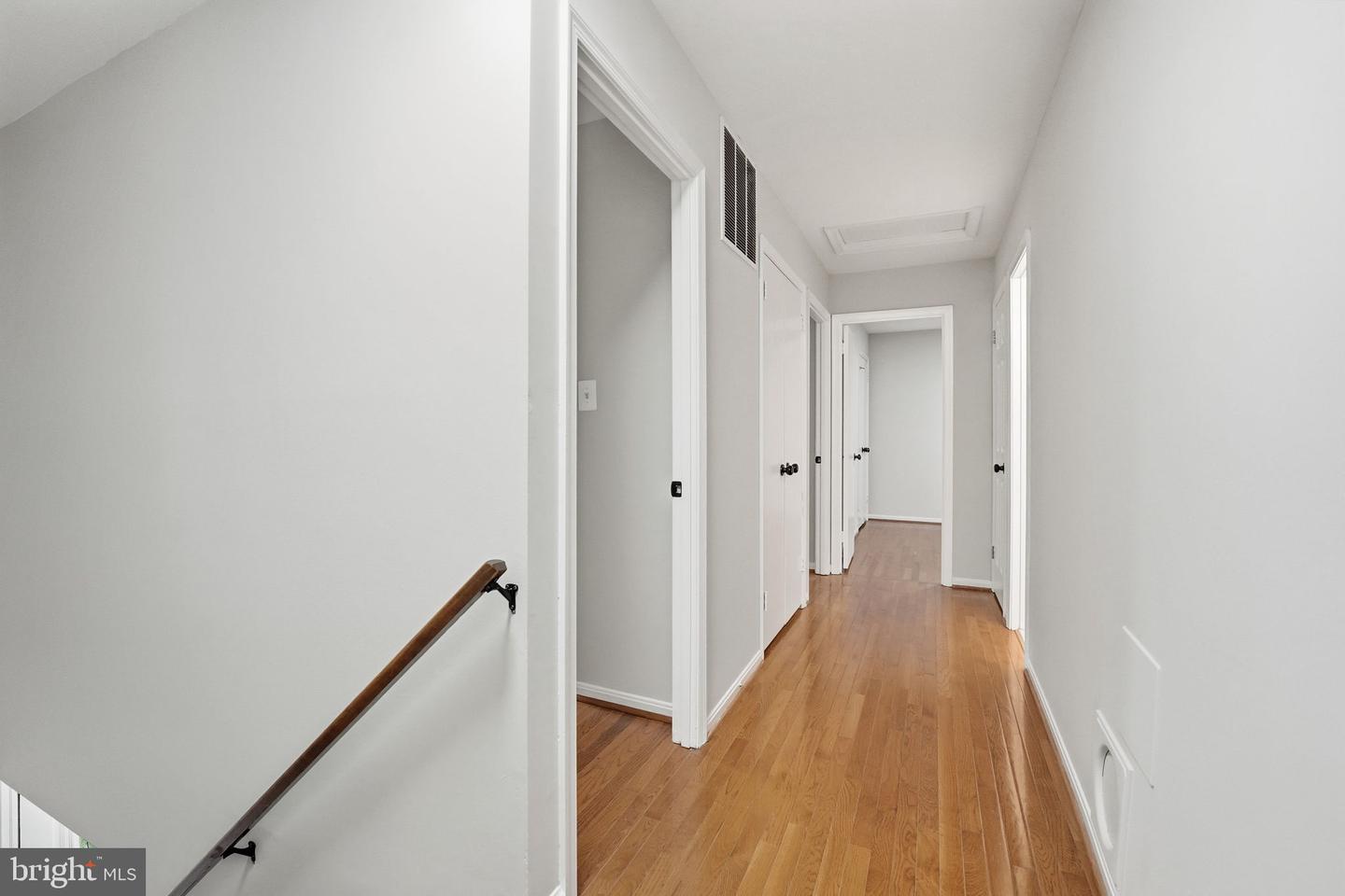 8126 VIOLA ST, SPRINGFIELD, Virginia 22152, 4 Bedrooms Bedrooms, ,2 BathroomsBathrooms,Residential,For sale,8126 VIOLA ST,VAFX2268396 MLS # VAFX2268396