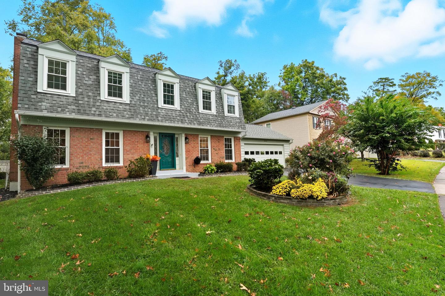 8126 VIOLA ST, SPRINGFIELD, Virginia 22152, 4 Bedrooms Bedrooms, ,2 BathroomsBathrooms,Residential,For sale,8126 VIOLA ST,VAFX2268396 MLS # VAFX2268396