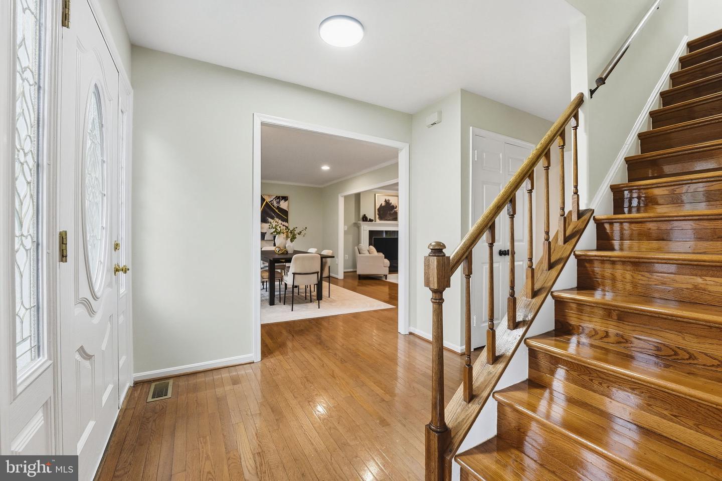 8126 VIOLA ST, SPRINGFIELD, Virginia 22152, 4 Bedrooms Bedrooms, ,2 BathroomsBathrooms,Residential,For sale,8126 VIOLA ST,VAFX2268396 MLS # VAFX2268396