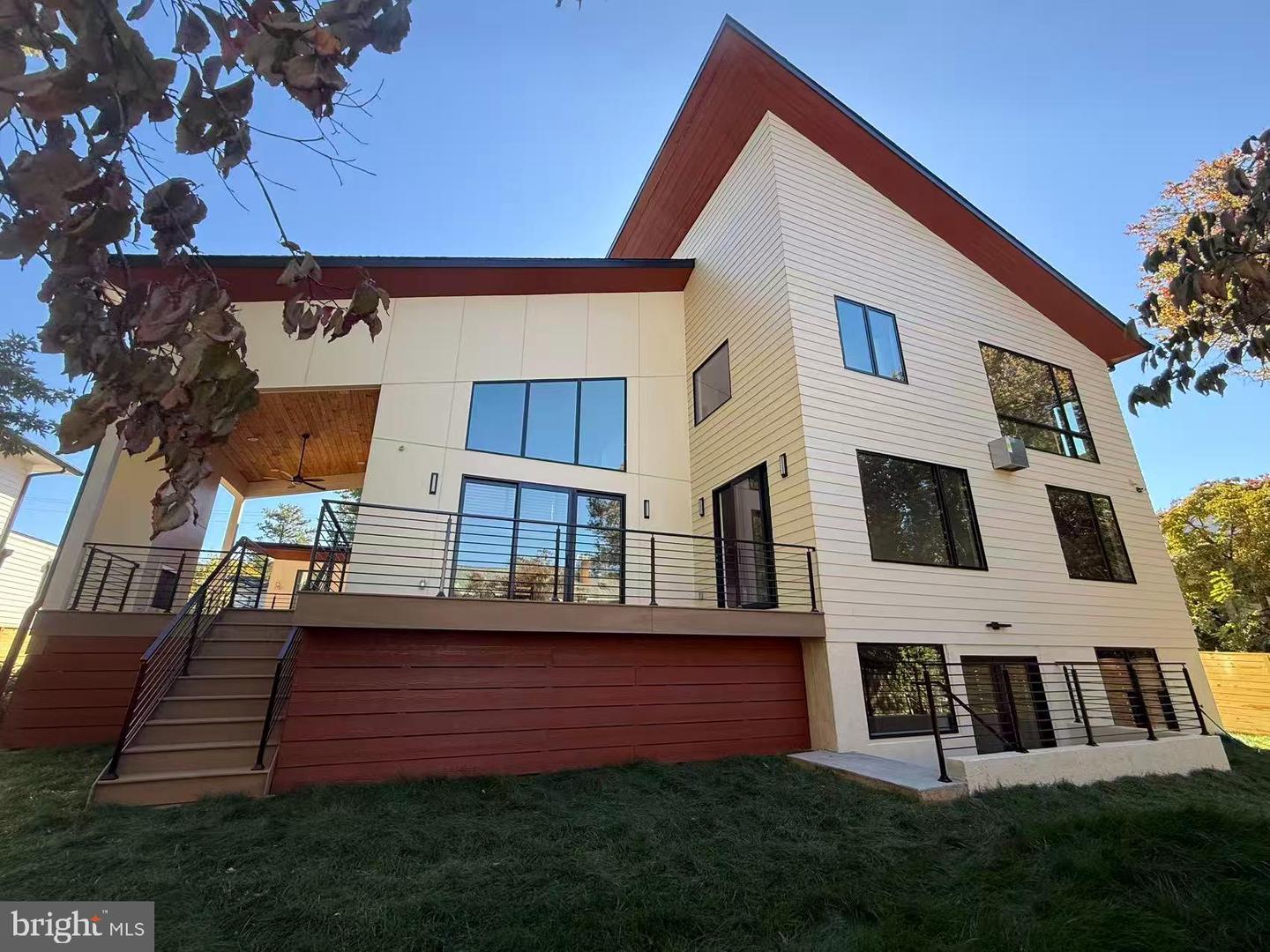 6816 DEAN DR, MCLEAN, Virginia 22101, 7 Bedrooms Bedrooms, 15 Rooms Rooms,6 BathroomsBathrooms,Residential,For sale,6816 DEAN DR,VAFX2269240 MLS # VAFX2269240 6816 DEAN DR, MCLEAN, Virginia 22101, 7 Bedrooms Bedrooms, 15 Rooms Rooms,6 BathroomsBathrooms,Residential,For sale,6816 DEAN DR,VAFX2269240 MLS # VAFX2269240