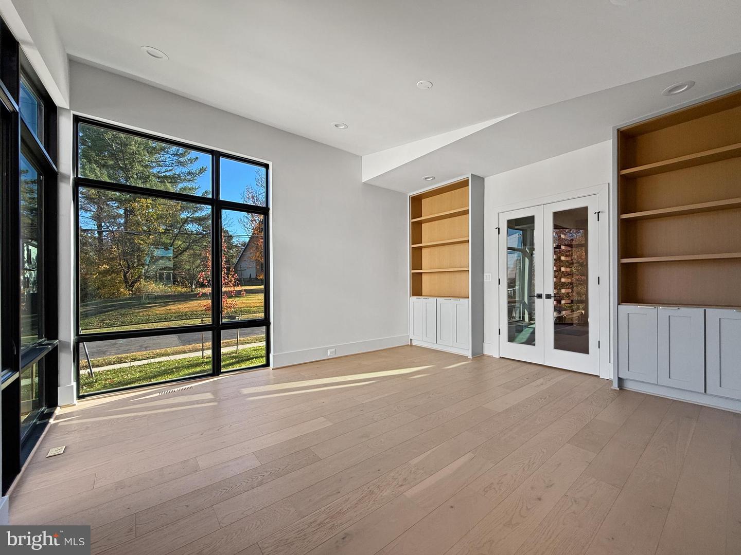 6816 DEAN DR, MCLEAN, Virginia 22101, 7 Bedrooms Bedrooms, 15 Rooms Rooms,6 BathroomsBathrooms,Residential,For sale,6816 DEAN DR,VAFX2269240 MLS # VAFX2269240 6816 DEAN DR, MCLEAN, Virginia 22101, 7 Bedrooms Bedrooms, 15 Rooms Rooms,6 BathroomsBathrooms,Residential,For sale,6816 DEAN DR,VAFX2269240 MLS # VAFX2269240