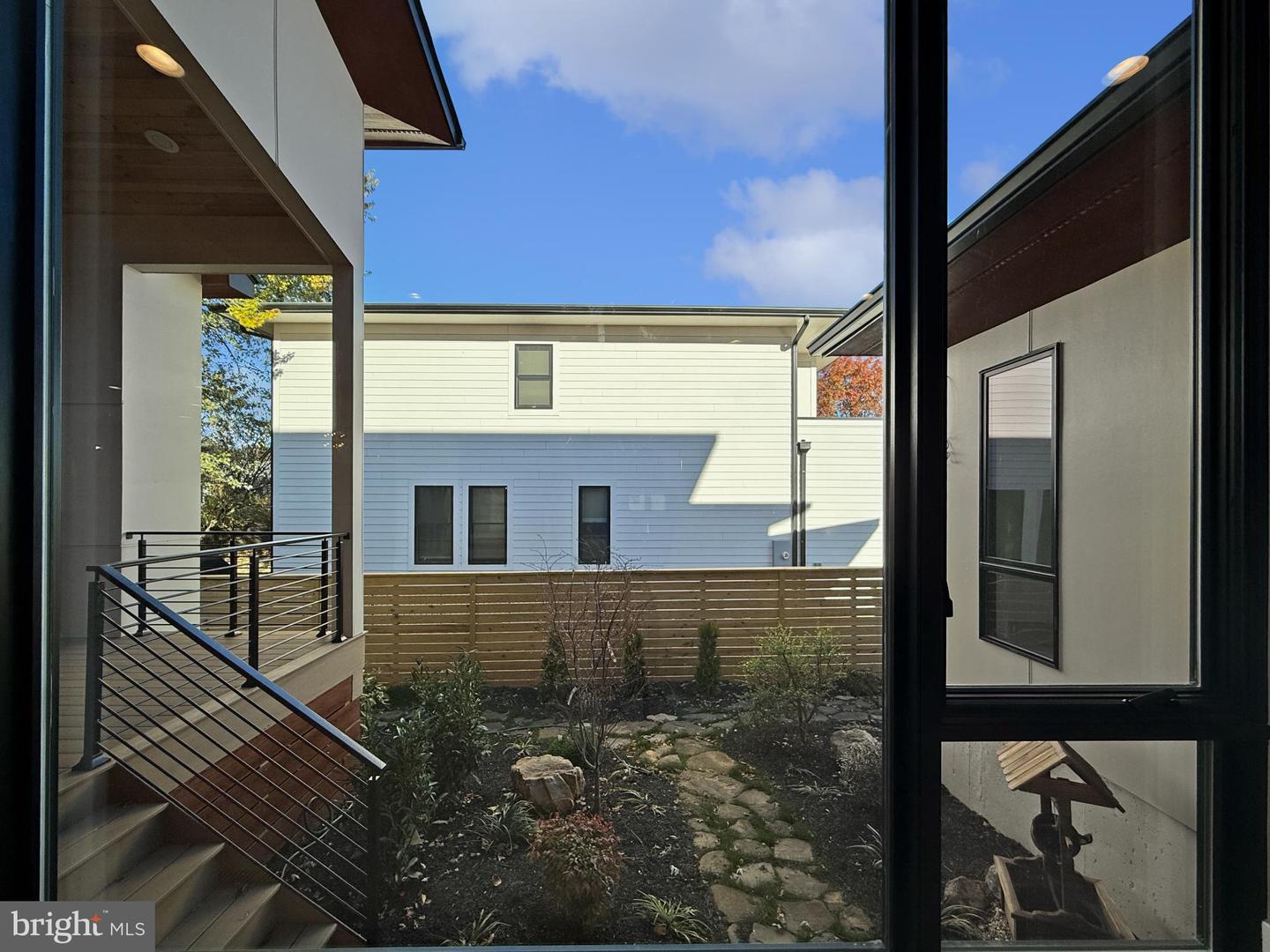 6816 DEAN DR, MCLEAN, Virginia 22101, 7 Bedrooms Bedrooms, 15 Rooms Rooms,6 BathroomsBathrooms,Residential,For sale,6816 DEAN DR,VAFX2269240 MLS # VAFX2269240 6816 DEAN DR, MCLEAN, Virginia 22101, 7 Bedrooms Bedrooms, 15 Rooms Rooms,6 BathroomsBathrooms,Residential,For sale,6816 DEAN DR,VAFX2269240 MLS # VAFX2269240