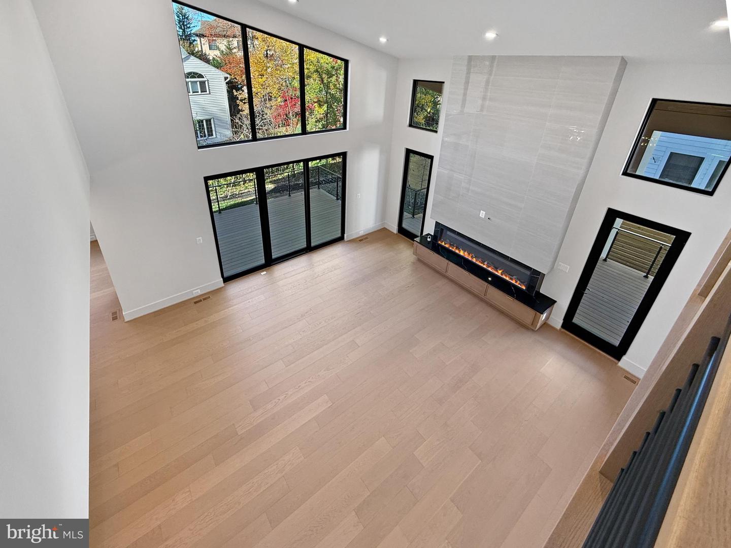 6816 DEAN DR, MCLEAN, Virginia 22101, 7 Bedrooms Bedrooms, 15 Rooms Rooms,6 BathroomsBathrooms,Residential,For sale,6816 DEAN DR,VAFX2269240 MLS # VAFX2269240 6816 DEAN DR, MCLEAN, Virginia 22101, 7 Bedrooms Bedrooms, 15 Rooms Rooms,6 BathroomsBathrooms,Residential,For sale,6816 DEAN DR,VAFX2269240 MLS # VAFX2269240