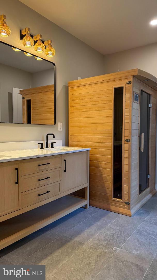 6816 DEAN DR, MCLEAN, Virginia 22101, 7 Bedrooms Bedrooms, 15 Rooms Rooms,6 BathroomsBathrooms,Residential,For sale,6816 DEAN DR,VAFX2269240 MLS # VAFX2269240