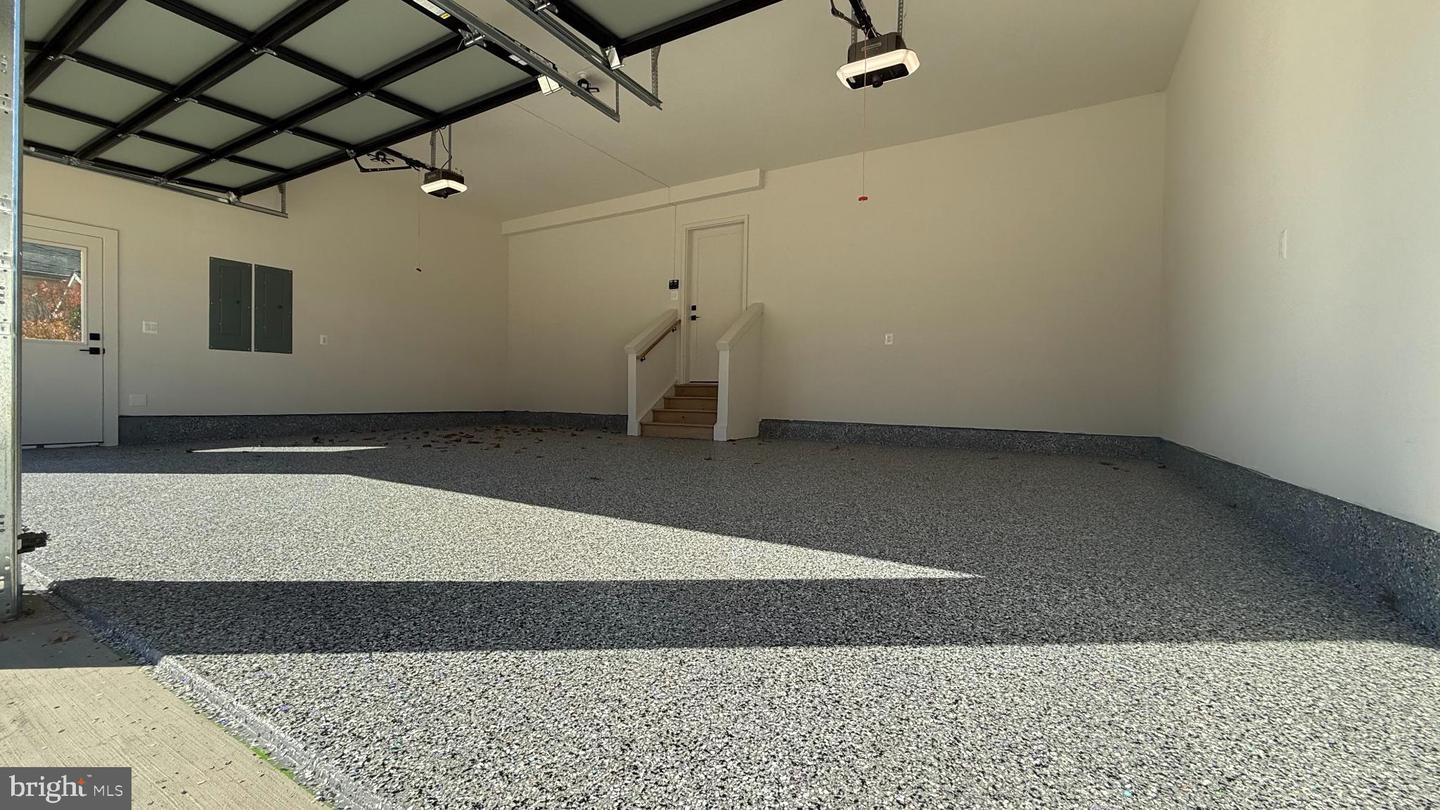 6816 DEAN DR, MCLEAN, Virginia 22101, 7 Bedrooms Bedrooms, 15 Rooms Rooms,6 BathroomsBathrooms,Residential,For sale,6816 DEAN DR,VAFX2269240 MLS # VAFX2269240