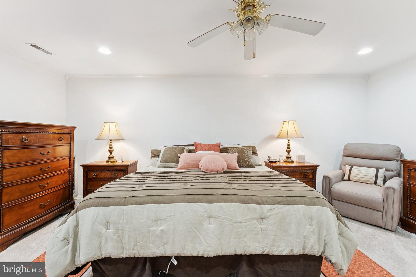 14556 EASTMAN ST, WOODBRIDGE, Virginia 22193, 4 Bedrooms Bedrooms, ,3 BathroomsBathrooms,Residential,For sale,14556 EASTMAN ST,VAPW2105042 MLS # VAPW2105042