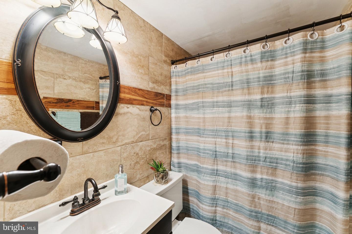 14556 EASTMAN ST, WOODBRIDGE, Virginia 22193, 4 Bedrooms Bedrooms, ,3 BathroomsBathrooms,Residential,For sale,14556 EASTMAN ST,VAPW2105042 MLS # VAPW2105042