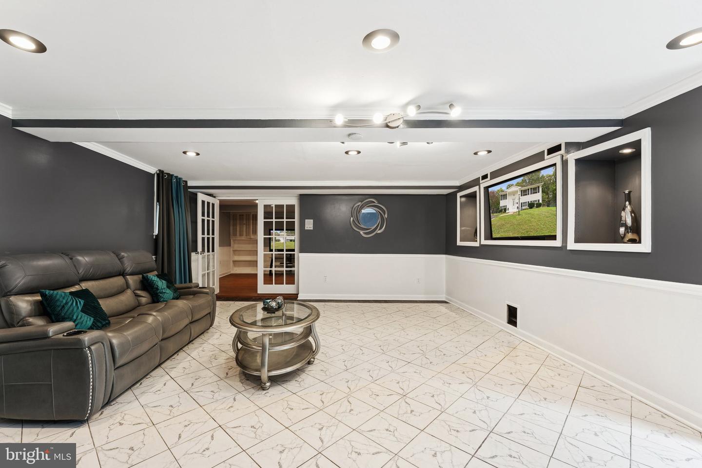 14556 EASTMAN ST, WOODBRIDGE, Virginia 22193, 4 Bedrooms Bedrooms, ,3 BathroomsBathrooms,Residential,For sale,14556 EASTMAN ST,VAPW2105042 MLS # VAPW2105042