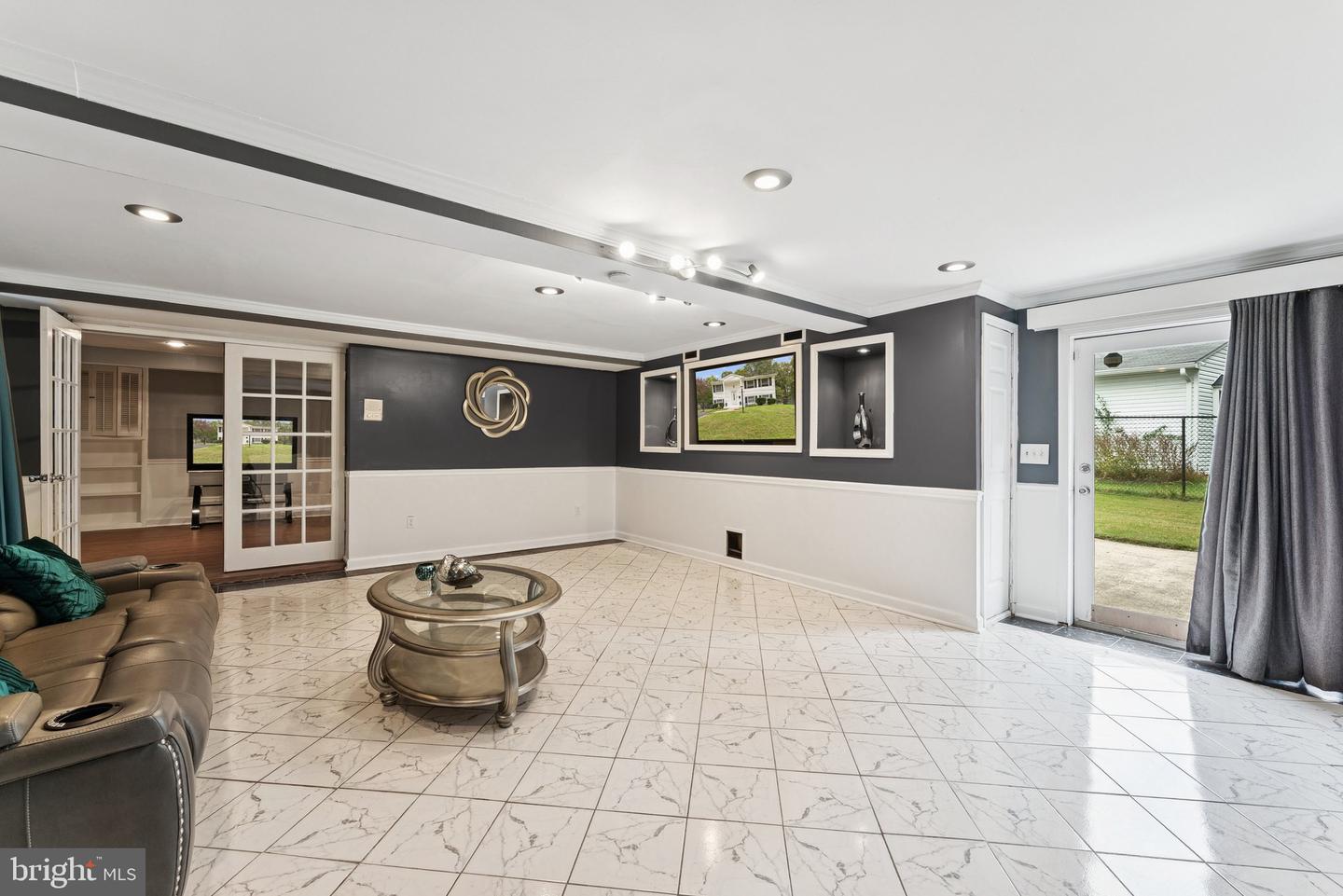 14556 EASTMAN ST, WOODBRIDGE, Virginia 22193, 4 Bedrooms Bedrooms, ,3 BathroomsBathrooms,Residential,For sale,14556 EASTMAN ST,VAPW2105042 MLS # VAPW2105042