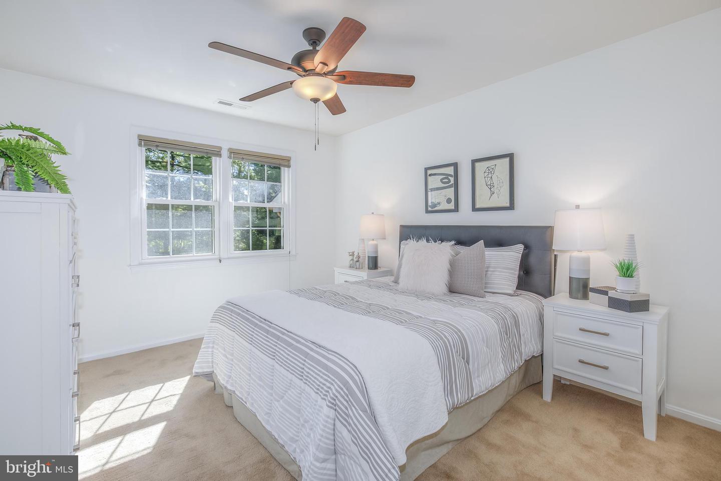 3005 SEVEN OAKS PL, FALLS CHURCH, Virginia 22042, 4 Bedrooms Bedrooms, ,3 BathroomsBathrooms,Residential,For sale,3005 SEVEN OAKS PL,VAFX2270206 MLS # VAFX2270206