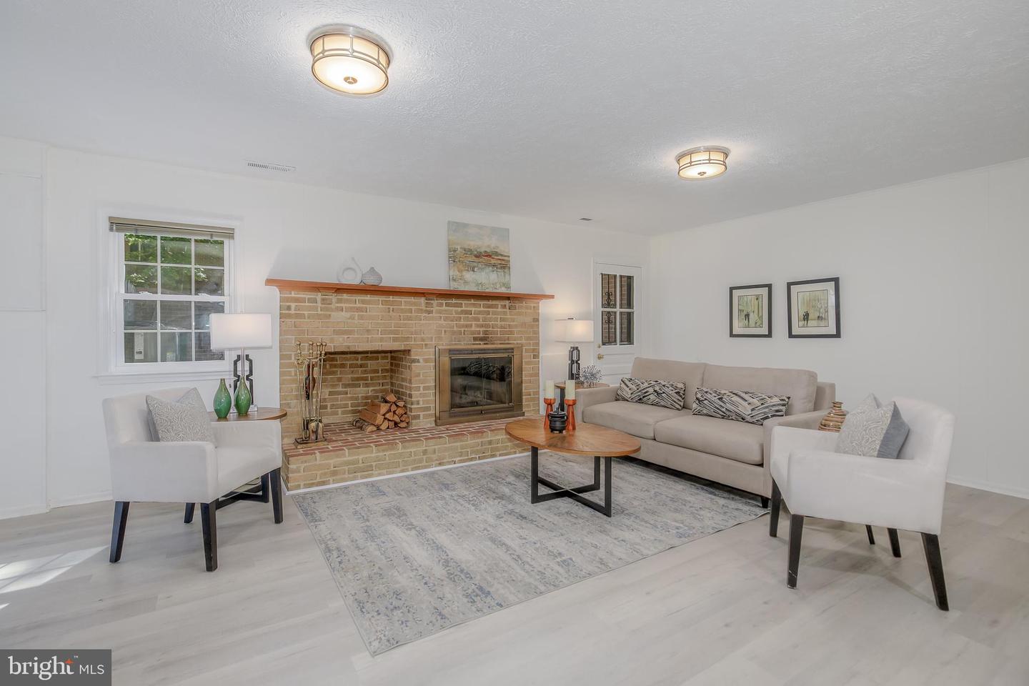 3005 SEVEN OAKS PL, FALLS CHURCH, Virginia 22042, 4 Bedrooms Bedrooms, ,3 BathroomsBathrooms,Residential,For sale,3005 SEVEN OAKS PL,VAFX2270206 MLS # VAFX2270206