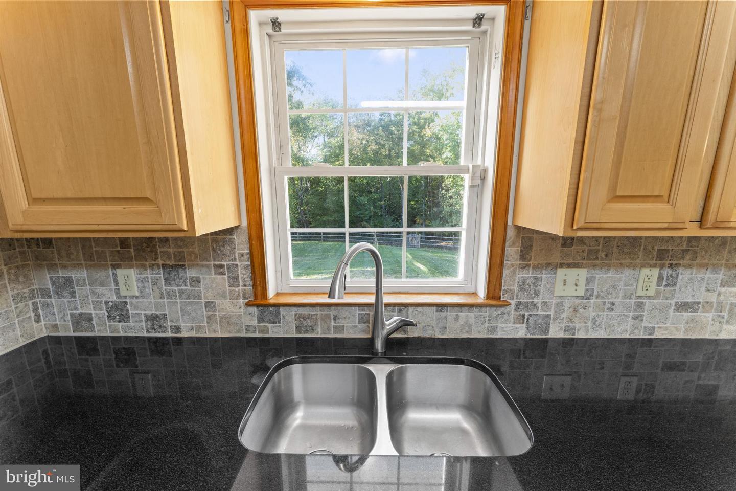 5 CRYSTAL CT, FREDERICKSBURG, Virginia 22405, 4 Bedrooms Bedrooms, 11 Rooms Rooms,2 BathroomsBathrooms,Residential,For sale,5 CRYSTAL CT,VAST2043276 MLS # VAST2043276