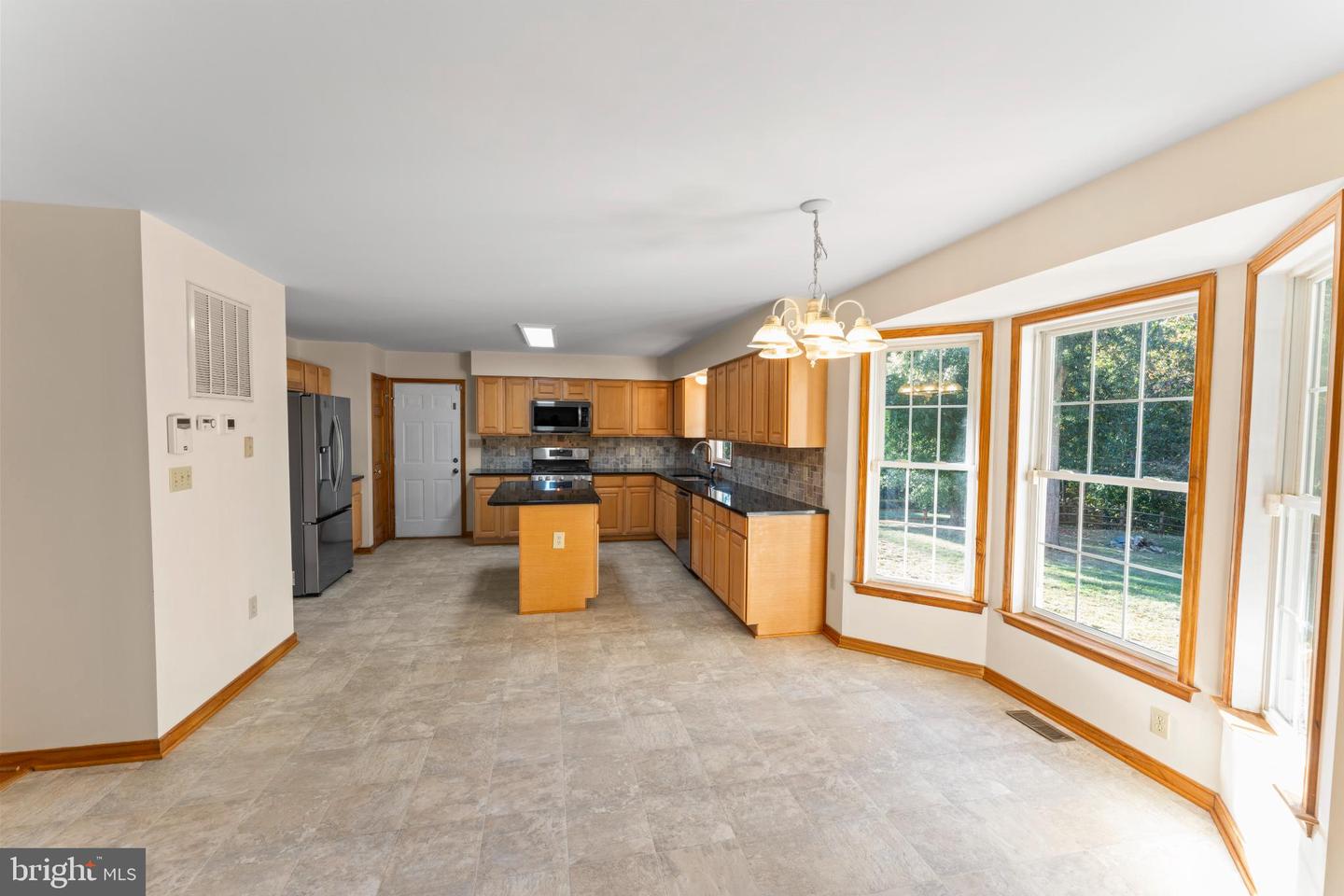 5 CRYSTAL CT, FREDERICKSBURG, Virginia 22405, 4 Bedrooms Bedrooms, 11 Rooms Rooms,2 BathroomsBathrooms,Residential,For sale,5 CRYSTAL CT,VAST2043276 MLS # VAST2043276