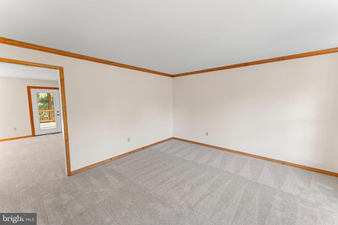 5 CRYSTAL CT, FREDERICKSBURG, Virginia 22405, 4 Bedrooms Bedrooms, 11 Rooms Rooms,2 BathroomsBathrooms,Residential,For sale,5 CRYSTAL CT,VAST2043276 MLS # VAST2043276