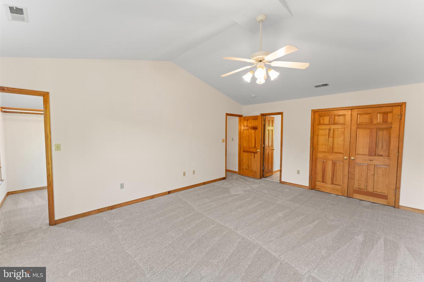 5 CRYSTAL CT, FREDERICKSBURG, Virginia 22405, 4 Bedrooms Bedrooms, 11 Rooms Rooms,2 BathroomsBathrooms,Residential,For sale,5 CRYSTAL CT,VAST2043276 MLS # VAST2043276