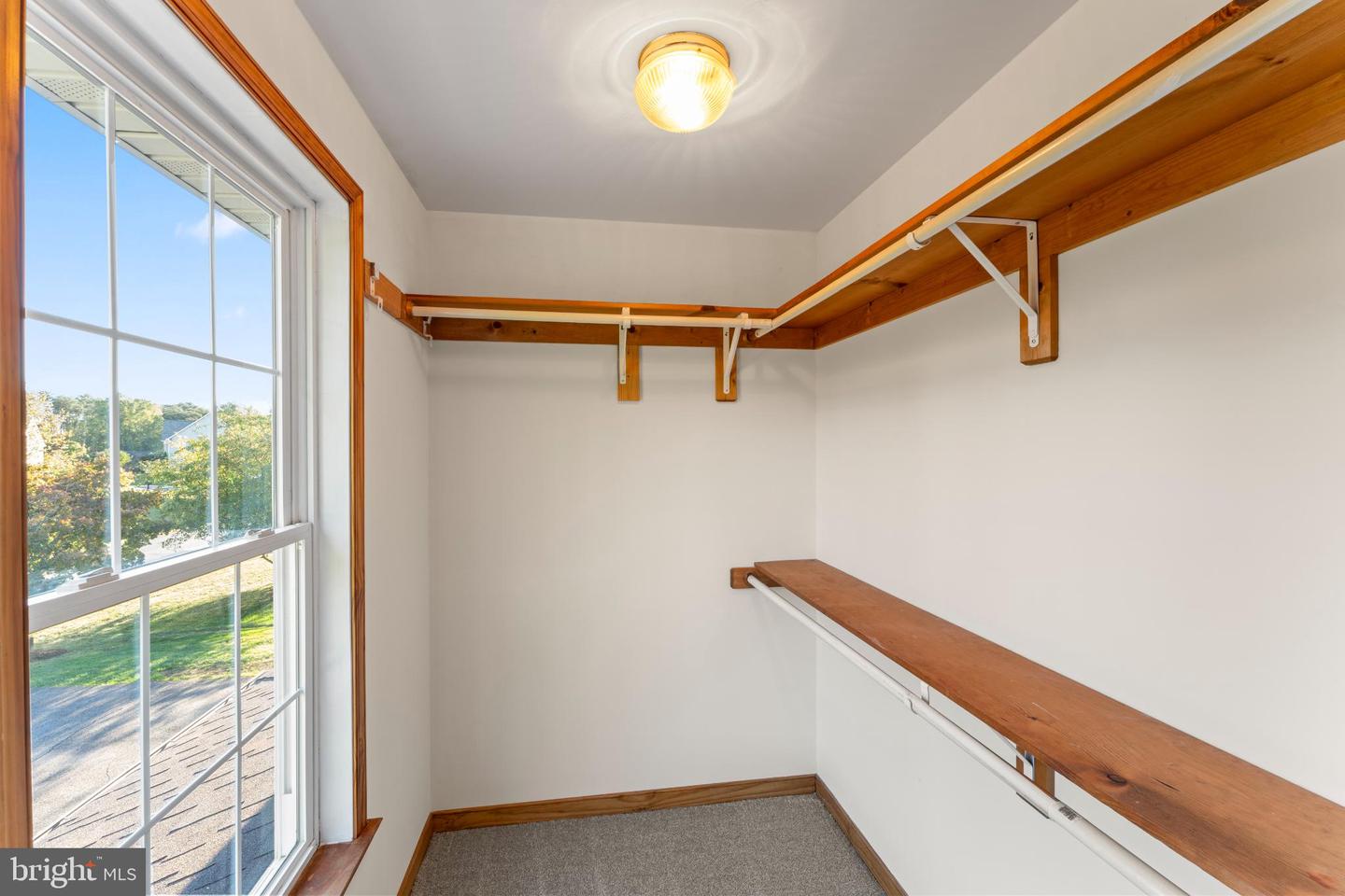 5 CRYSTAL CT, FREDERICKSBURG, Virginia 22405, 4 Bedrooms Bedrooms, 11 Rooms Rooms,2 BathroomsBathrooms,Residential,For sale,5 CRYSTAL CT,VAST2043276 MLS # VAST2043276