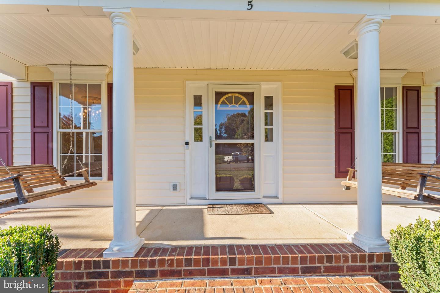 5 CRYSTAL CT, FREDERICKSBURG, Virginia 22405, 4 Bedrooms Bedrooms, 11 Rooms Rooms,2 BathroomsBathrooms,Residential,For sale,5 CRYSTAL CT,VAST2043276 MLS # VAST2043276