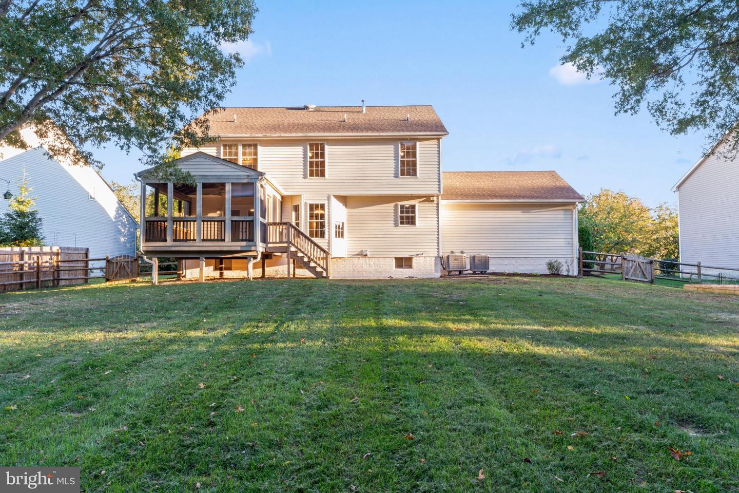 5 CRYSTAL CT, FREDERICKSBURG, Virginia 22405, 4 Bedrooms Bedrooms, 11 Rooms Rooms,2 BathroomsBathrooms,Residential,For sale,5 CRYSTAL CT,VAST2043276 MLS # VAST2043276