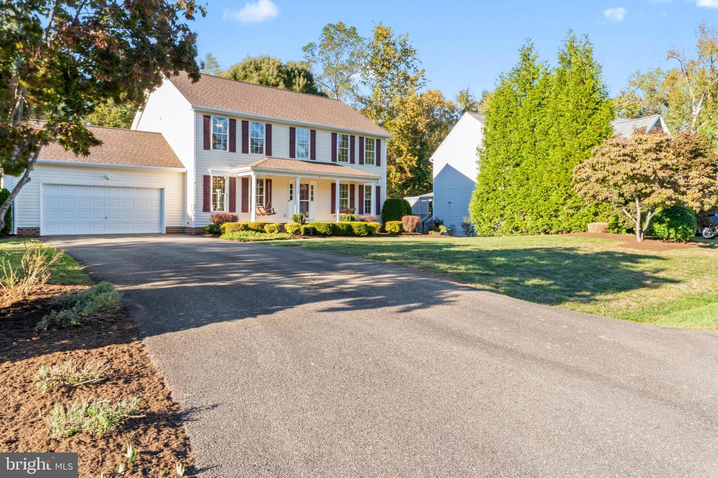 5 CRYSTAL CT, FREDERICKSBURG, Virginia 22405, 4 Bedrooms Bedrooms, 11 Rooms Rooms,2 BathroomsBathrooms,Residential,For sale,5 CRYSTAL CT,VAST2043276 MLS # VAST2043276