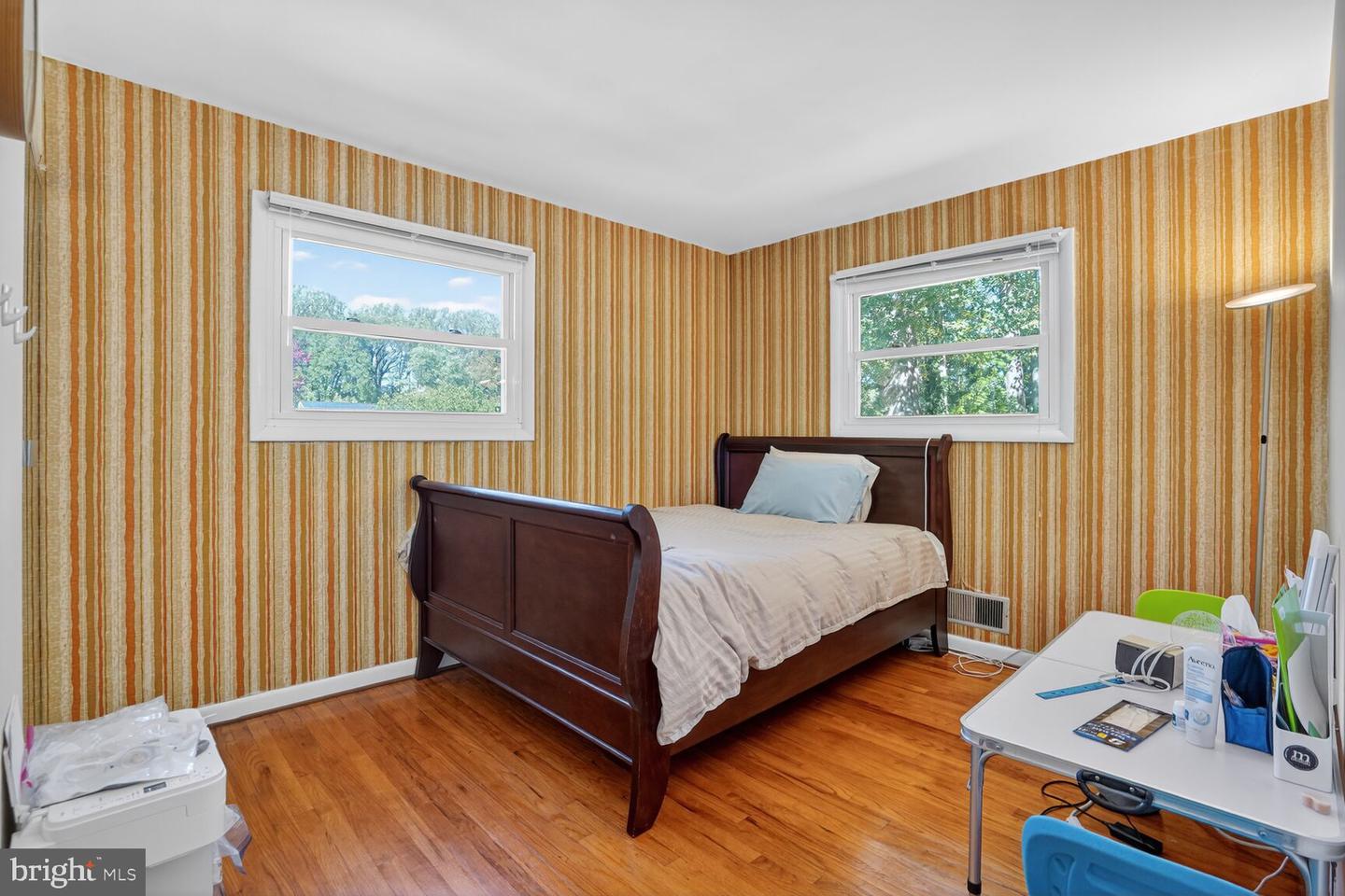 1405 ROSS DR SW, VIENNA, Virginia 22180, 4 Bedrooms Bedrooms, ,2 BathroomsBathrooms,Residential,For sale,1405 ROSS DR SW,VAFX2273358 MLS # VAFX2273358 1405 ROSS DR SW, VIENNA, Virginia 22180, 4 Bedrooms Bedrooms, ,2 BathroomsBathrooms,Residential,For sale,1405 ROSS DR SW,VAFX2273358 MLS # VAFX2273358