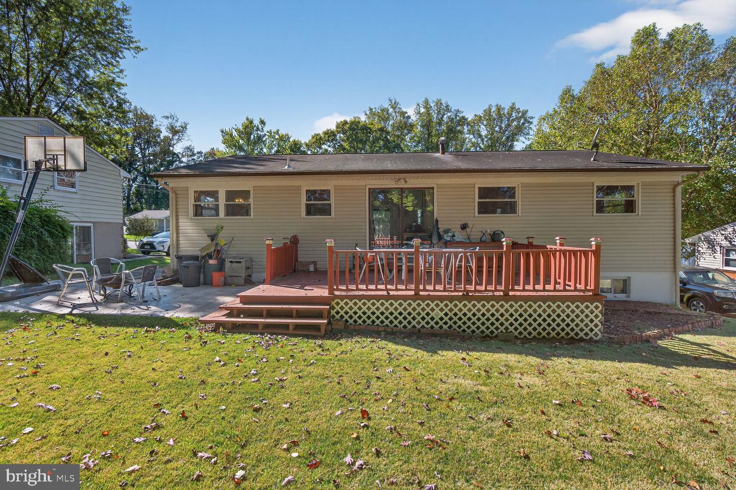 1405 ROSS DR SW, VIENNA, Virginia 22180, 4 Bedrooms Bedrooms, ,2 BathroomsBathrooms,Residential,For sale,1405 ROSS DR SW,VAFX2273358 MLS # VAFX2273358 1405 ROSS DR SW, VIENNA, Virginia 22180, 4 Bedrooms Bedrooms, ,2 BathroomsBathrooms,Residential,For sale,1405 ROSS DR SW,VAFX2273358 MLS # VAFX2273358