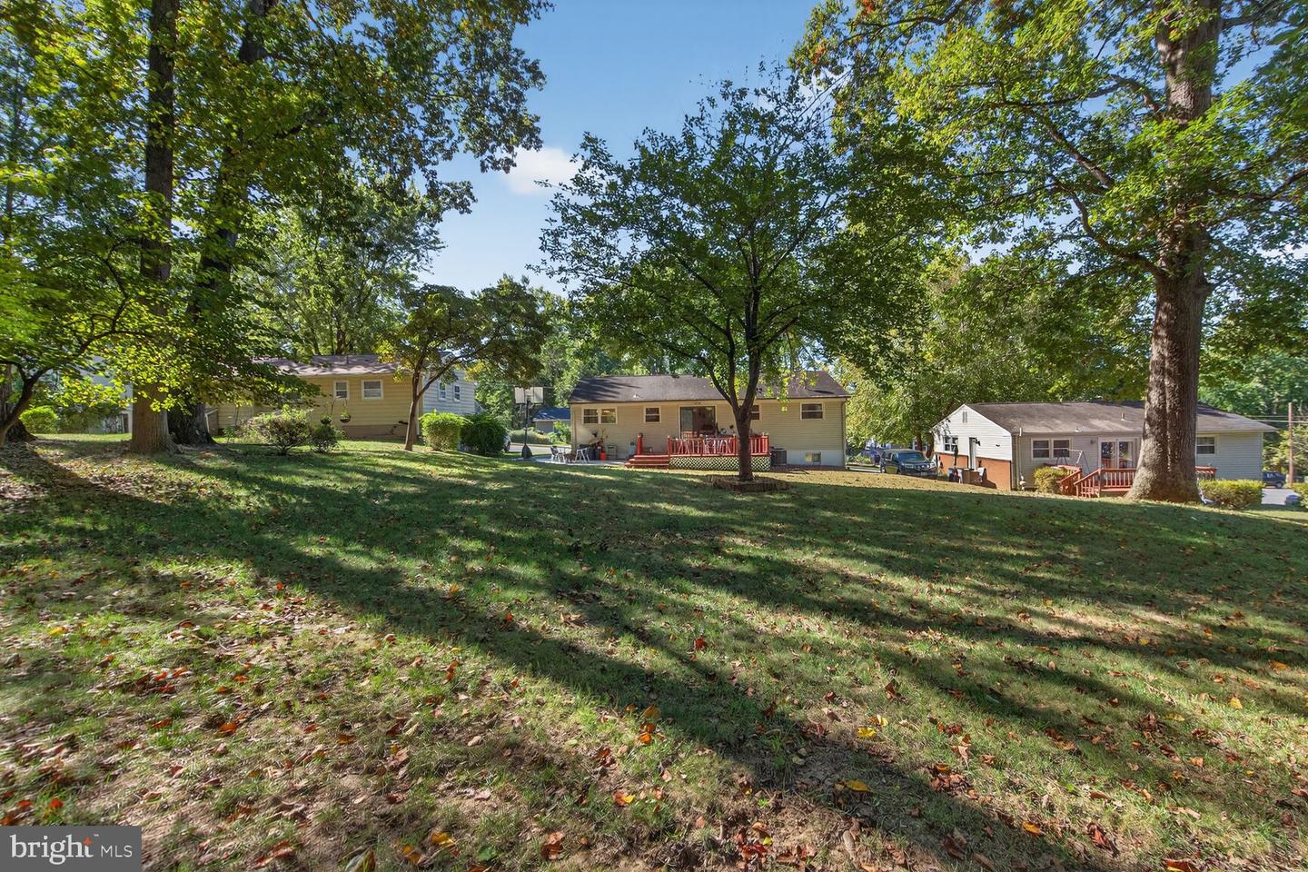 1405 ROSS DR SW, VIENNA, Virginia 22180, 4 Bedrooms Bedrooms, ,2 BathroomsBathrooms,Residential,For sale,1405 ROSS DR SW,VAFX2273358 MLS # VAFX2273358 1405 ROSS DR SW, VIENNA, Virginia 22180, 4 Bedrooms Bedrooms, ,2 BathroomsBathrooms,Residential,For sale,1405 ROSS DR SW,VAFX2273358 MLS # VAFX2273358