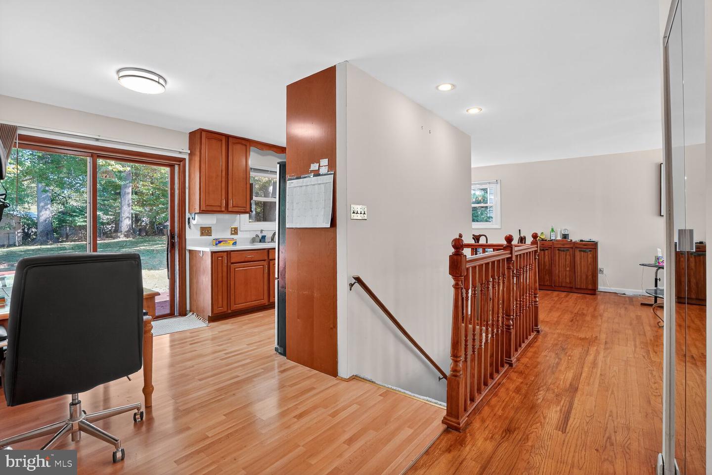 1405 ROSS DR SW, VIENNA, Virginia 22180, 4 Bedrooms Bedrooms, ,2 BathroomsBathrooms,Residential,For sale,1405 ROSS DR SW,VAFX2273358 MLS # VAFX2273358 1405 ROSS DR SW, VIENNA, Virginia 22180, 4 Bedrooms Bedrooms, ,2 BathroomsBathrooms,Residential,For sale,1405 ROSS DR SW,VAFX2273358 MLS # VAFX2273358