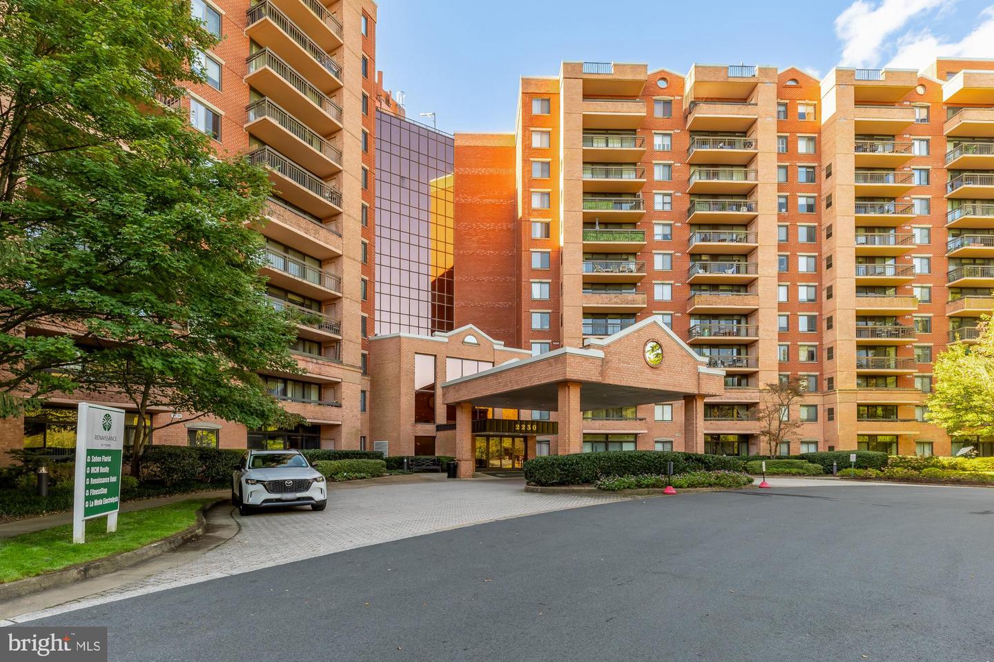 2230 GEORGE C MARSHALL DR #306, FALLS CHURCH, Virginia 22043, 2 Bedrooms Bedrooms, 7 Rooms Rooms,2 BathroomsBathrooms,Residential,For sale,2230 GEORGE C MARSHALL DR #306,VAFX2273426 MLS # VAFX2273426