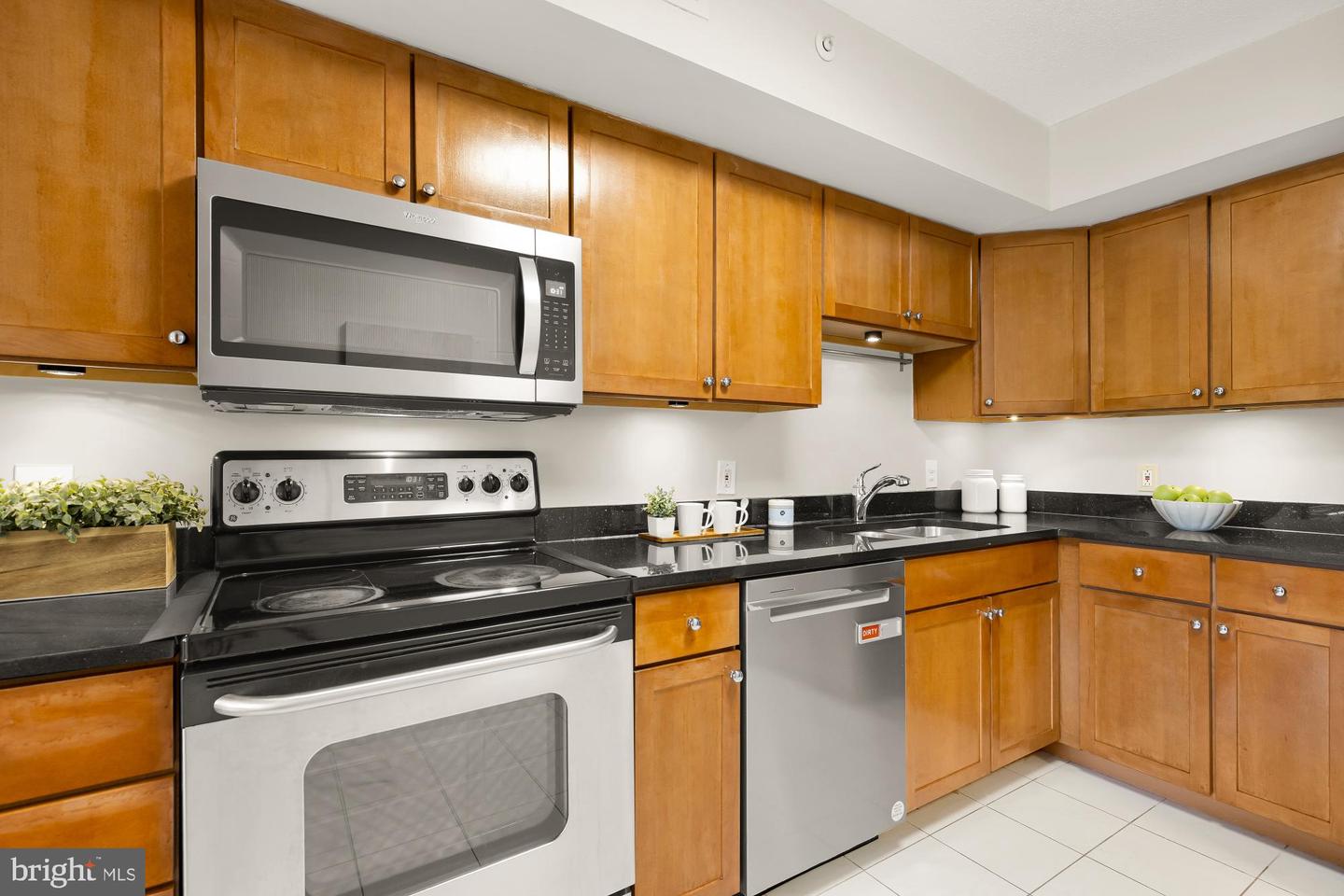 2230 GEORGE C MARSHALL DR #306, FALLS CHURCH, Virginia 22043, 2 Bedrooms Bedrooms, 7 Rooms Rooms,2 BathroomsBathrooms,Residential,For sale,2230 GEORGE C MARSHALL DR #306,VAFX2273426 MLS # VAFX2273426