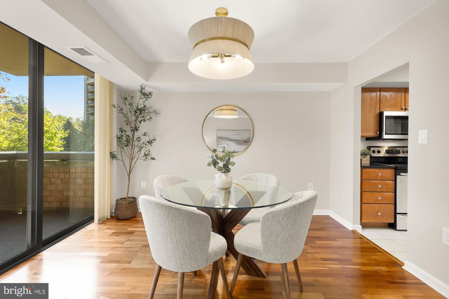 2230 GEORGE C MARSHALL DR #306, FALLS CHURCH, Virginia 22043, 2 Bedrooms Bedrooms, 7 Rooms Rooms,2 BathroomsBathrooms,Residential,For sale,2230 GEORGE C MARSHALL DR #306,VAFX2273426 MLS # VAFX2273426