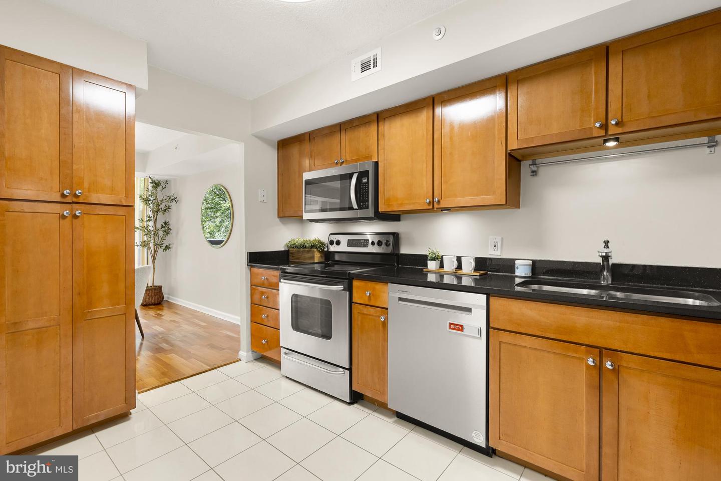 2230 GEORGE C MARSHALL DR #306, FALLS CHURCH, Virginia 22043, 2 Bedrooms Bedrooms, 7 Rooms Rooms,2 BathroomsBathrooms,Residential,For sale,2230 GEORGE C MARSHALL DR #306,VAFX2273426 MLS # VAFX2273426
