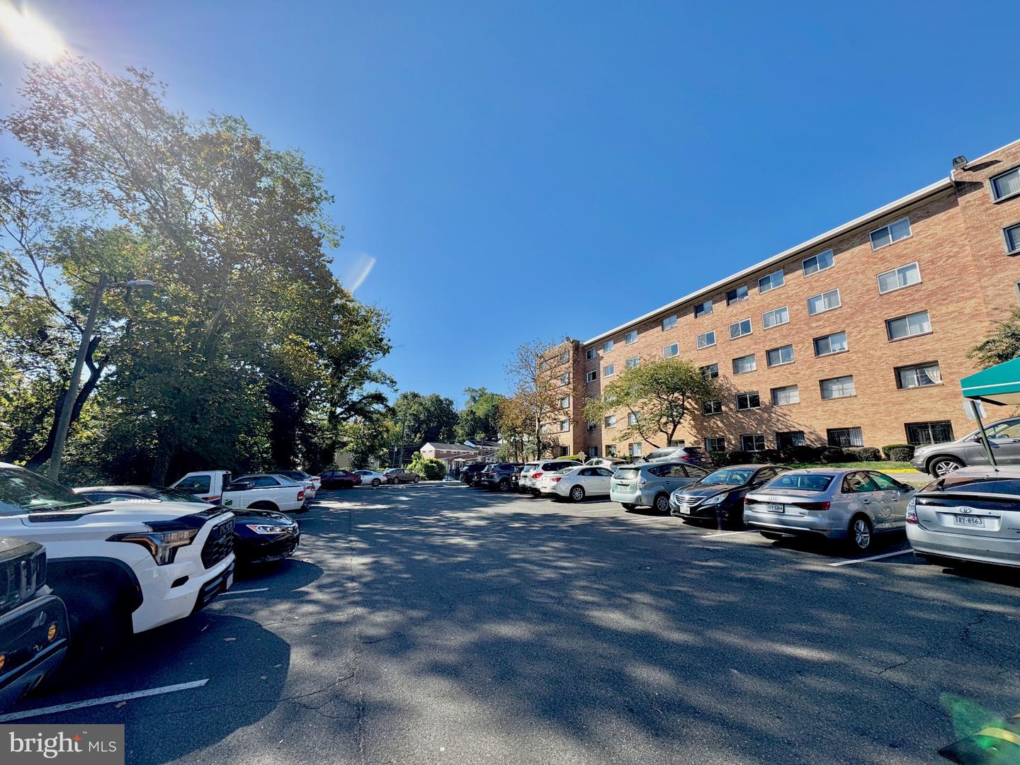 750 S DICKERSON ST #213, ARLINGTON, Virginia 22204, 1 Bedroom Bedrooms, 2 Rooms Rooms,1 BathroomBathrooms,Residential,For sale,750 S DICKERSON ST #213,VAAR2064658 MLS # VAAR2064658